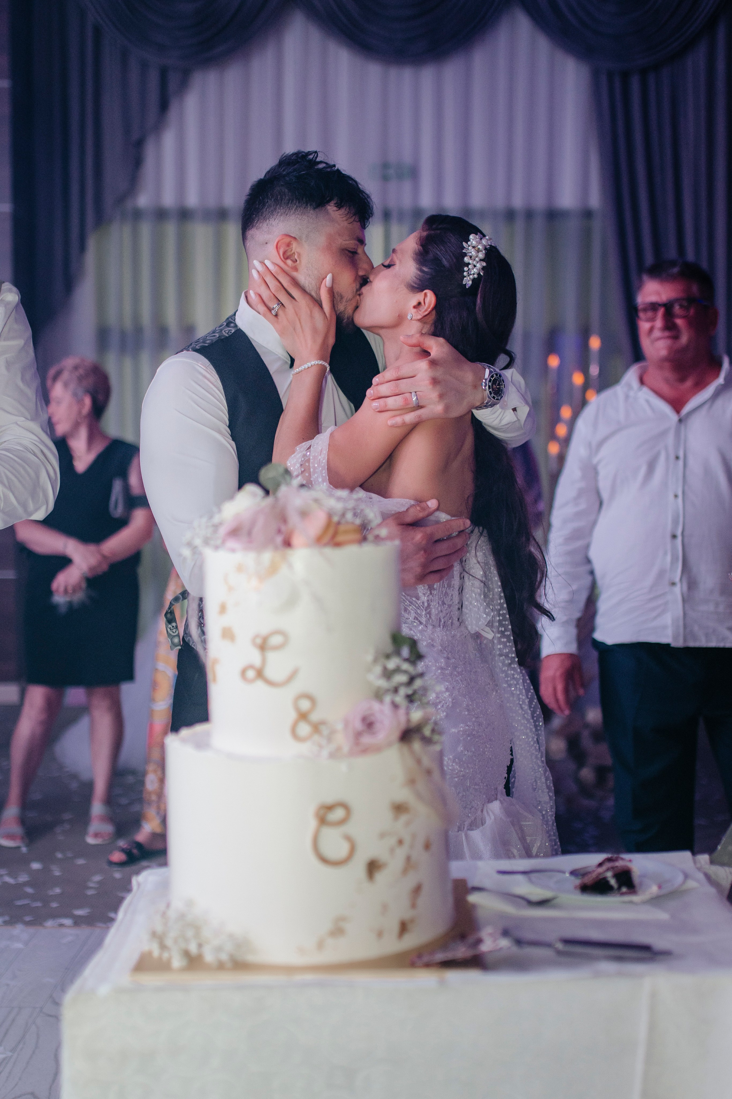 Larisa & Cosmin. Fotograf si Videograf | Nuntă-Botez