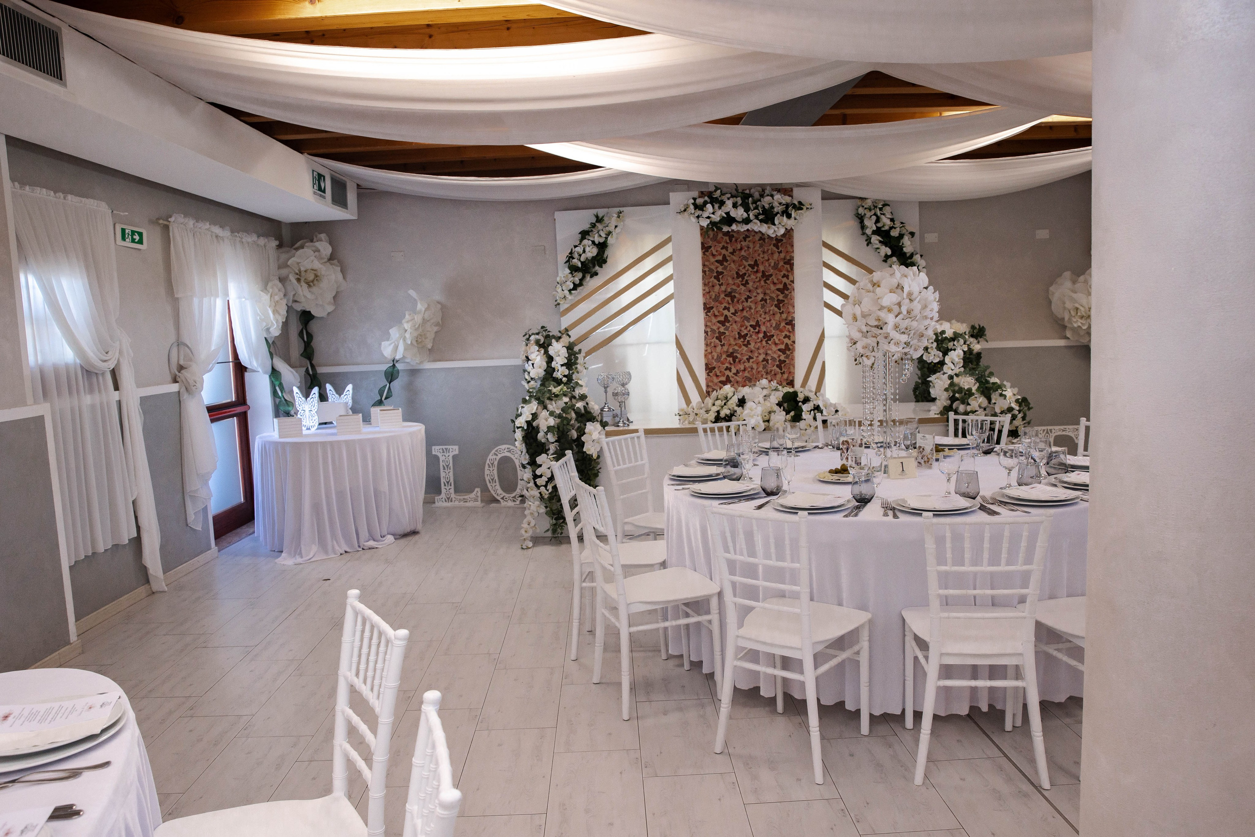 Valentina e Sergio 35 anni di matrimonio. Luci e Capricci Photography