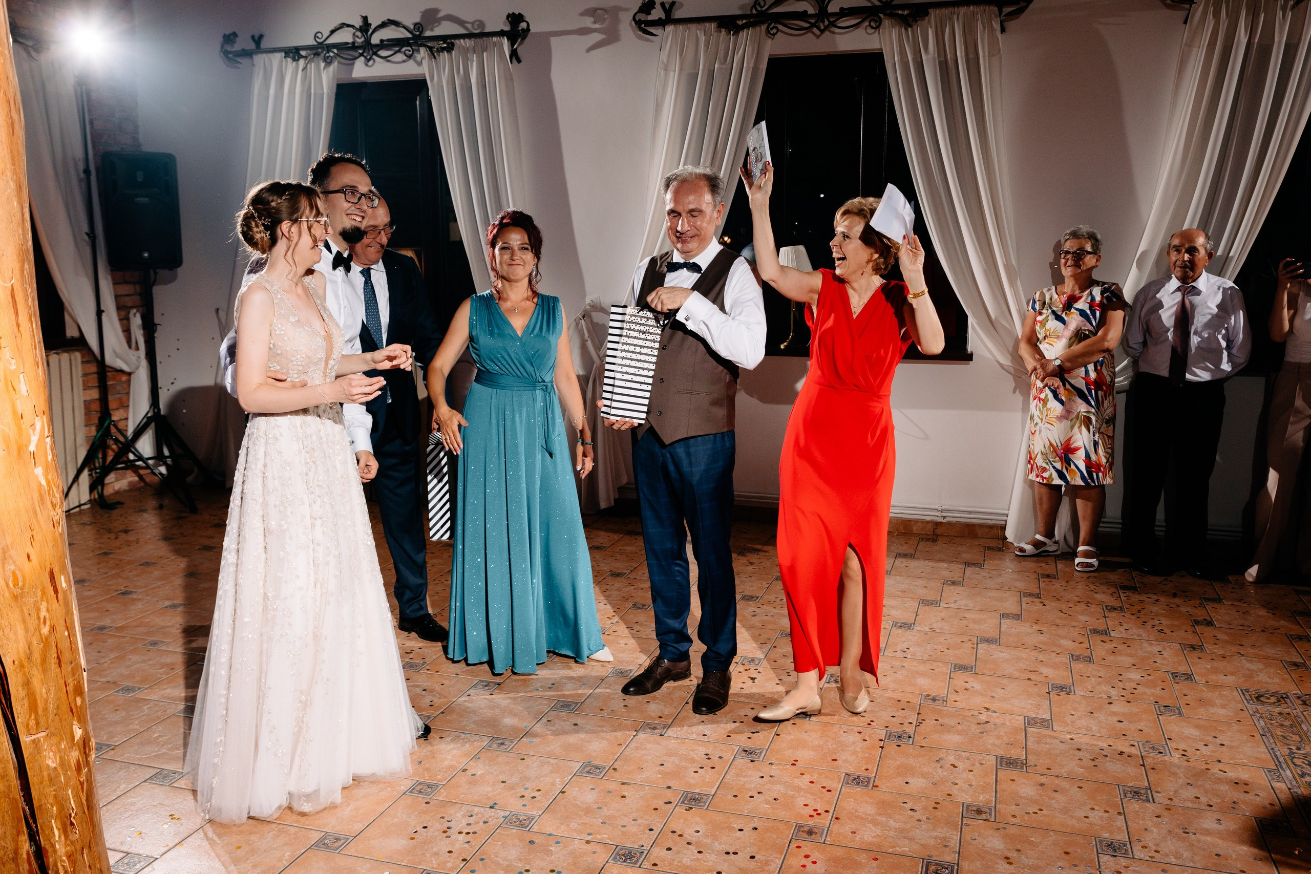 Marta ♡ Piotrek. Fotograf Ślubny Warszawa - Sesje Biznesowe Rodzinne Eventy