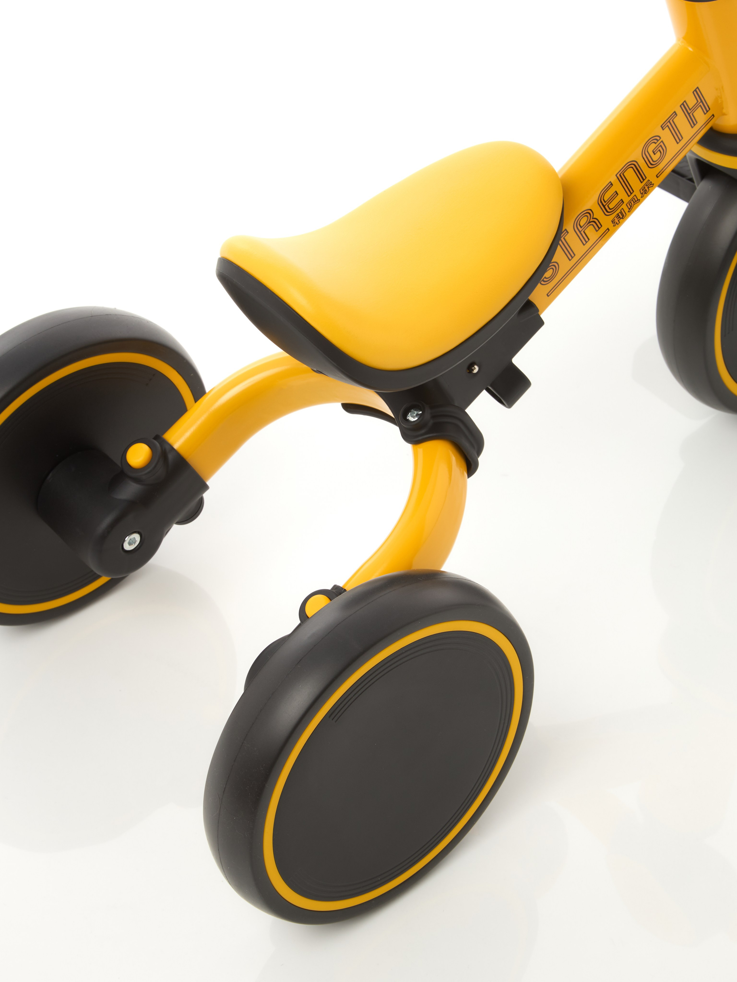 Товары для детей. Предметная фотосъемка в Алматы. Студия фото и видео съемки товаров