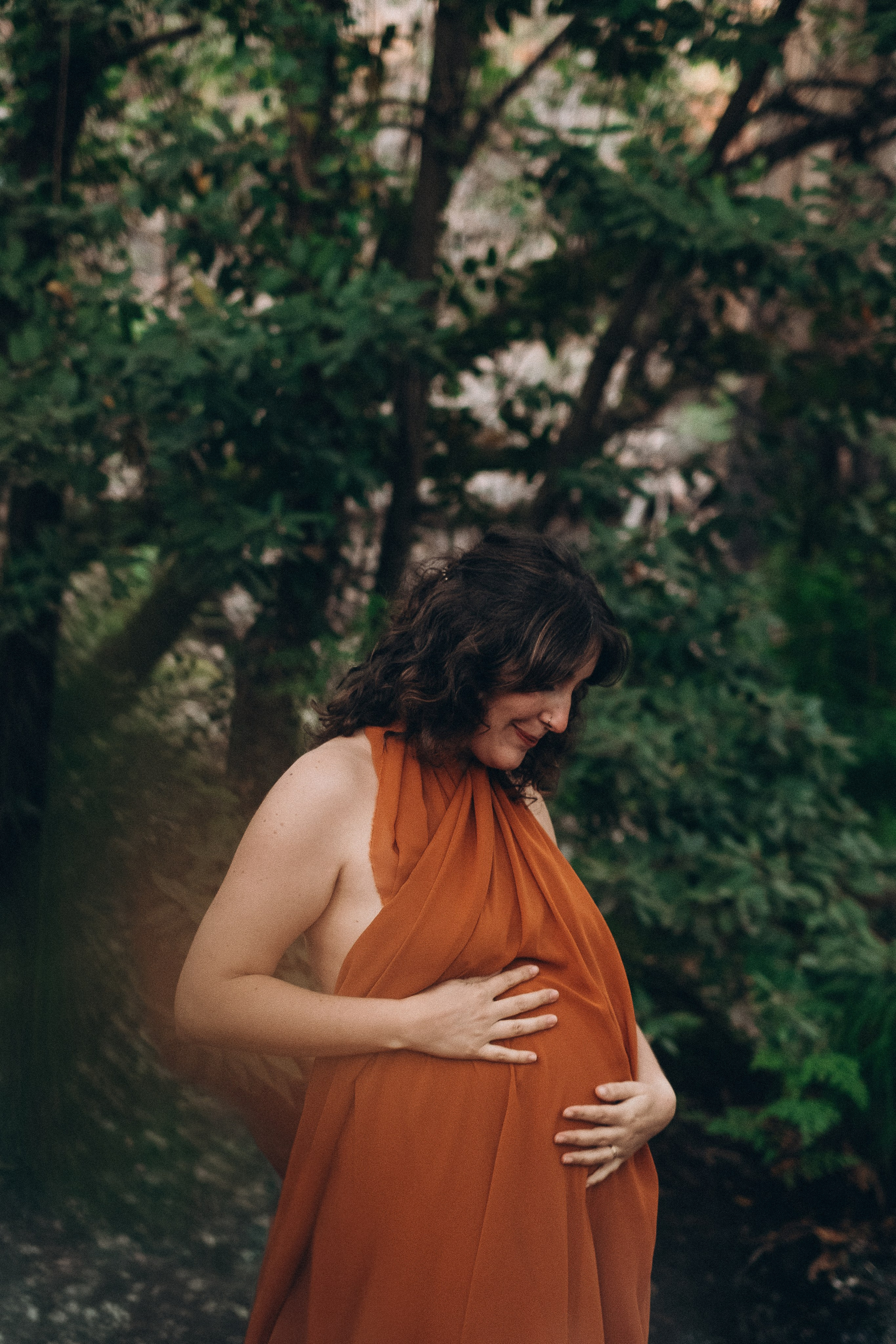Maternity Photoshoot in Portugal — Artistic Pregnancy Session