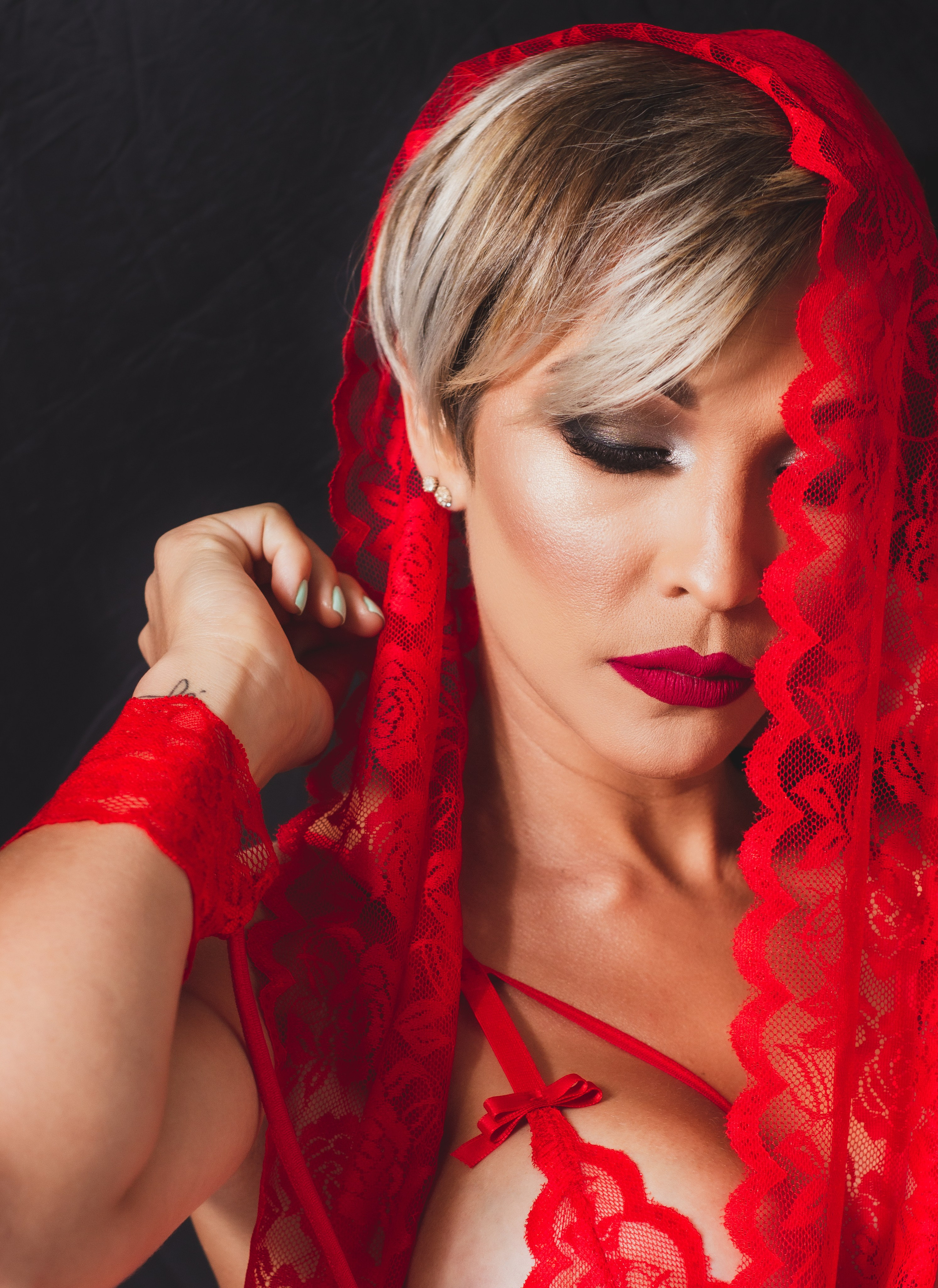 Boudoir y lingerie: Sensualidad elegante, sutil y artística. CR Films | Fotografía y Video de Bodas en Chile