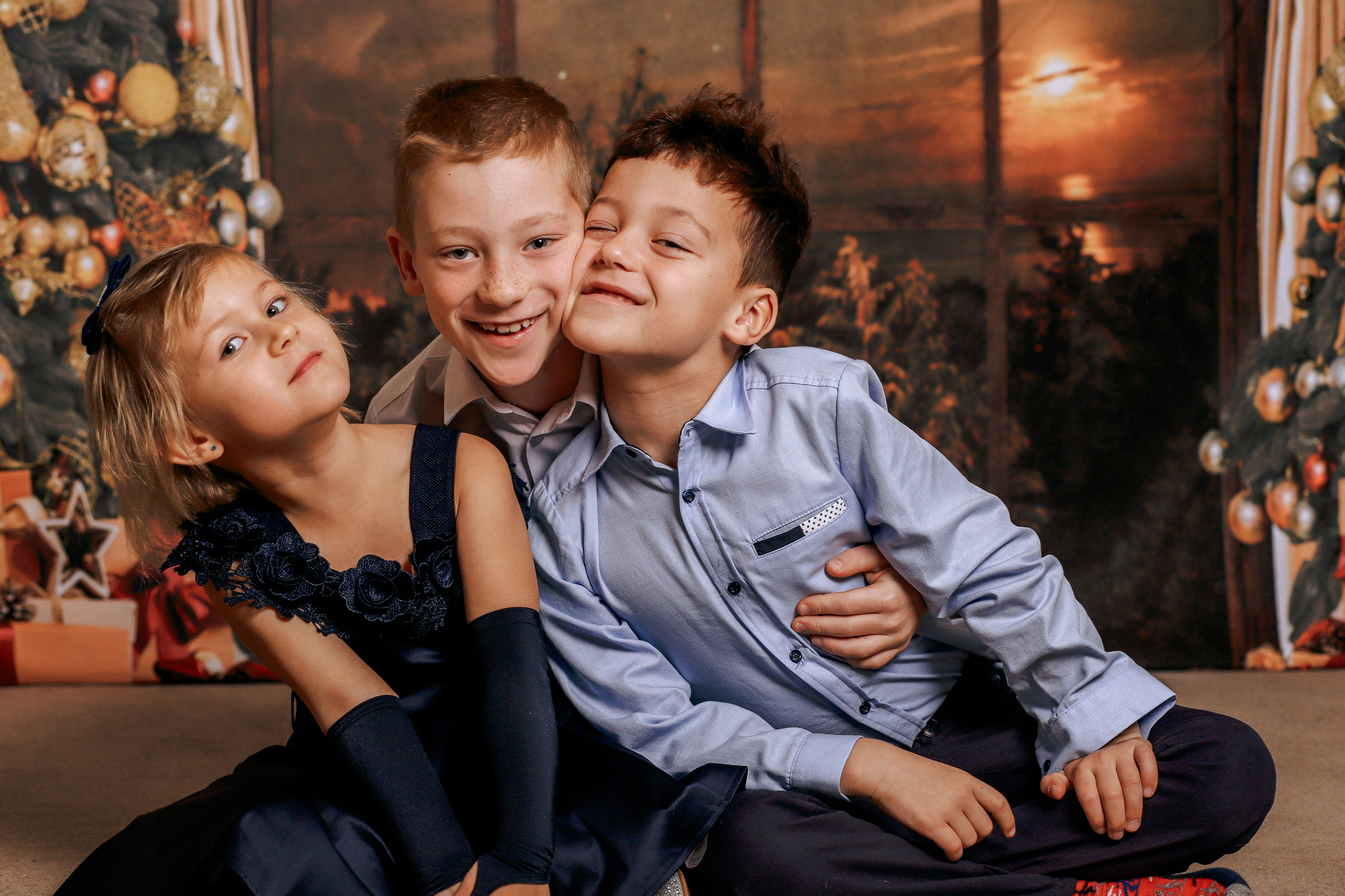 Christmas backdrop. Family & children’s photographer in Herts & West London Iryna Blair