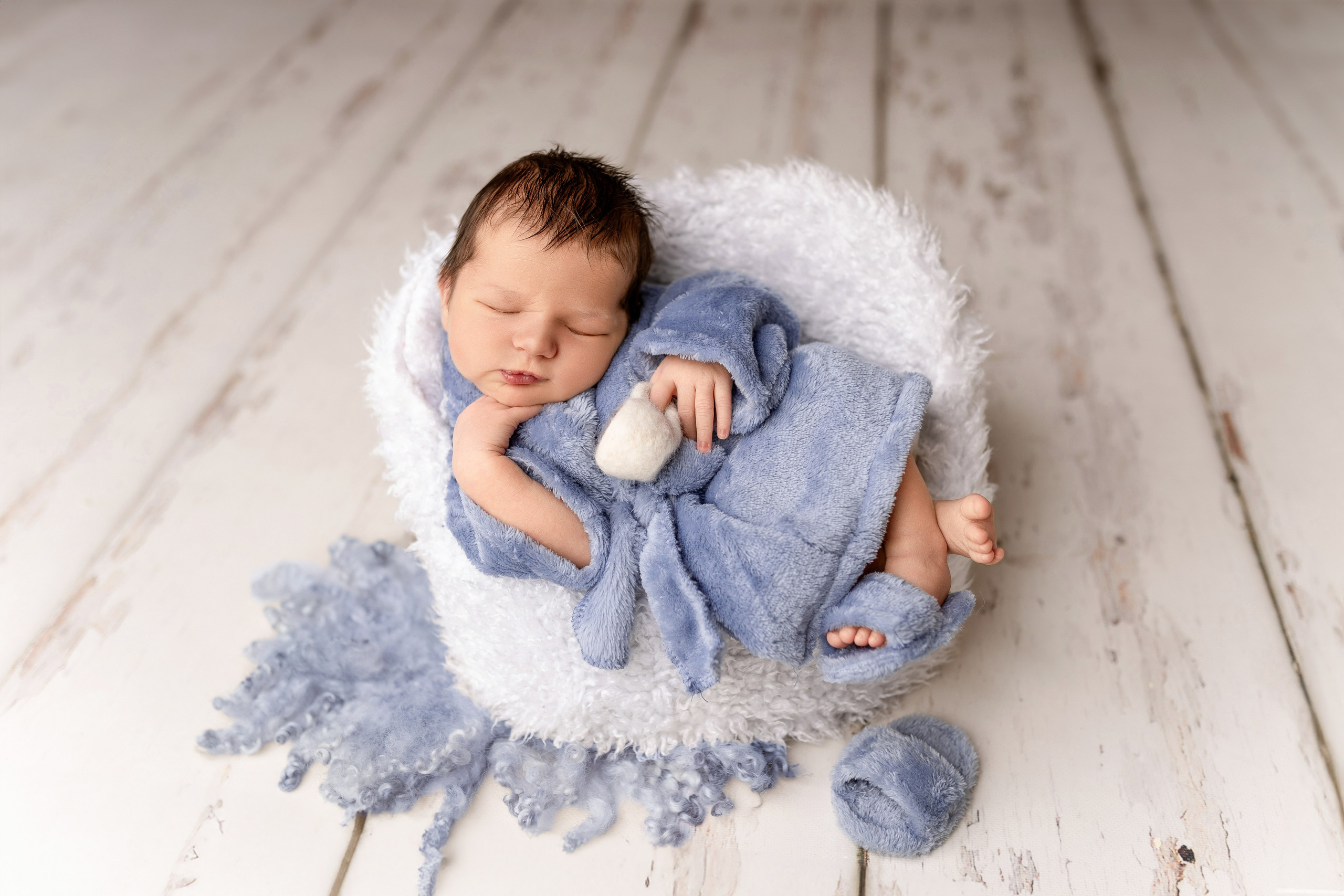 Esu Aleksandra naujagimių ir kudikių fotografė iš Vilniaus