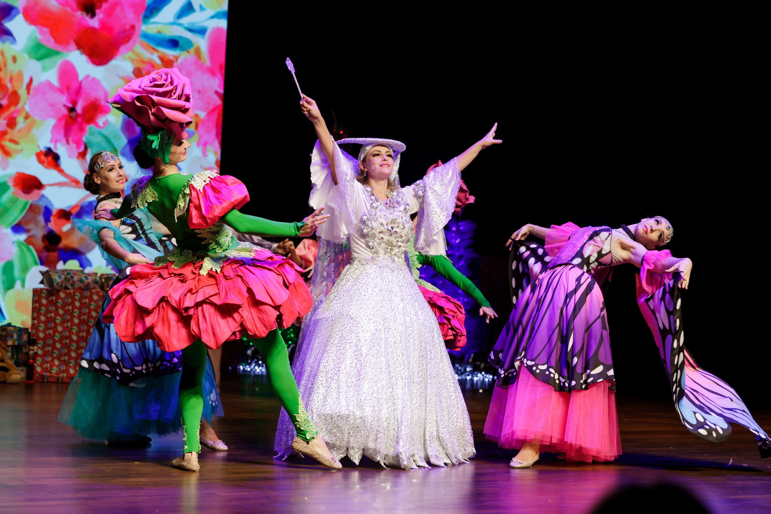 Новогодняя сказка для журнала Русские Эмираты, Дубай 2024. Фотограф Анна Кучерявая | Свадьбы и мероприятия в Дубае