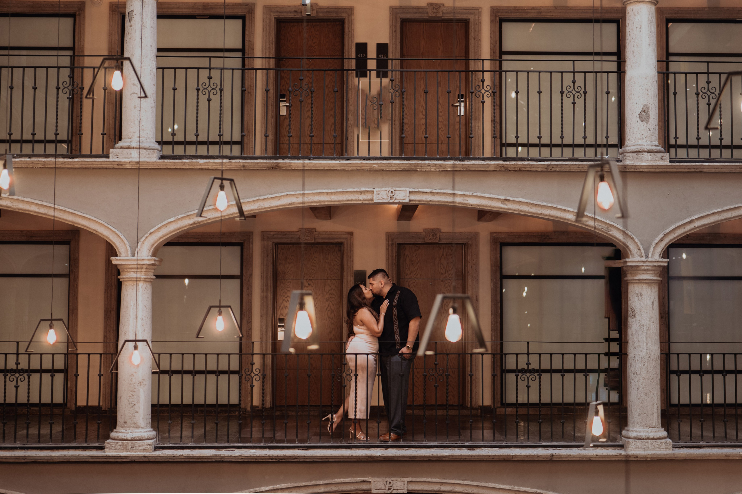 SAVE THE DATE / ENGAGEMENT. Wedding Photographer and Filmmaker in Guadalajara Mexico Abraham Linares