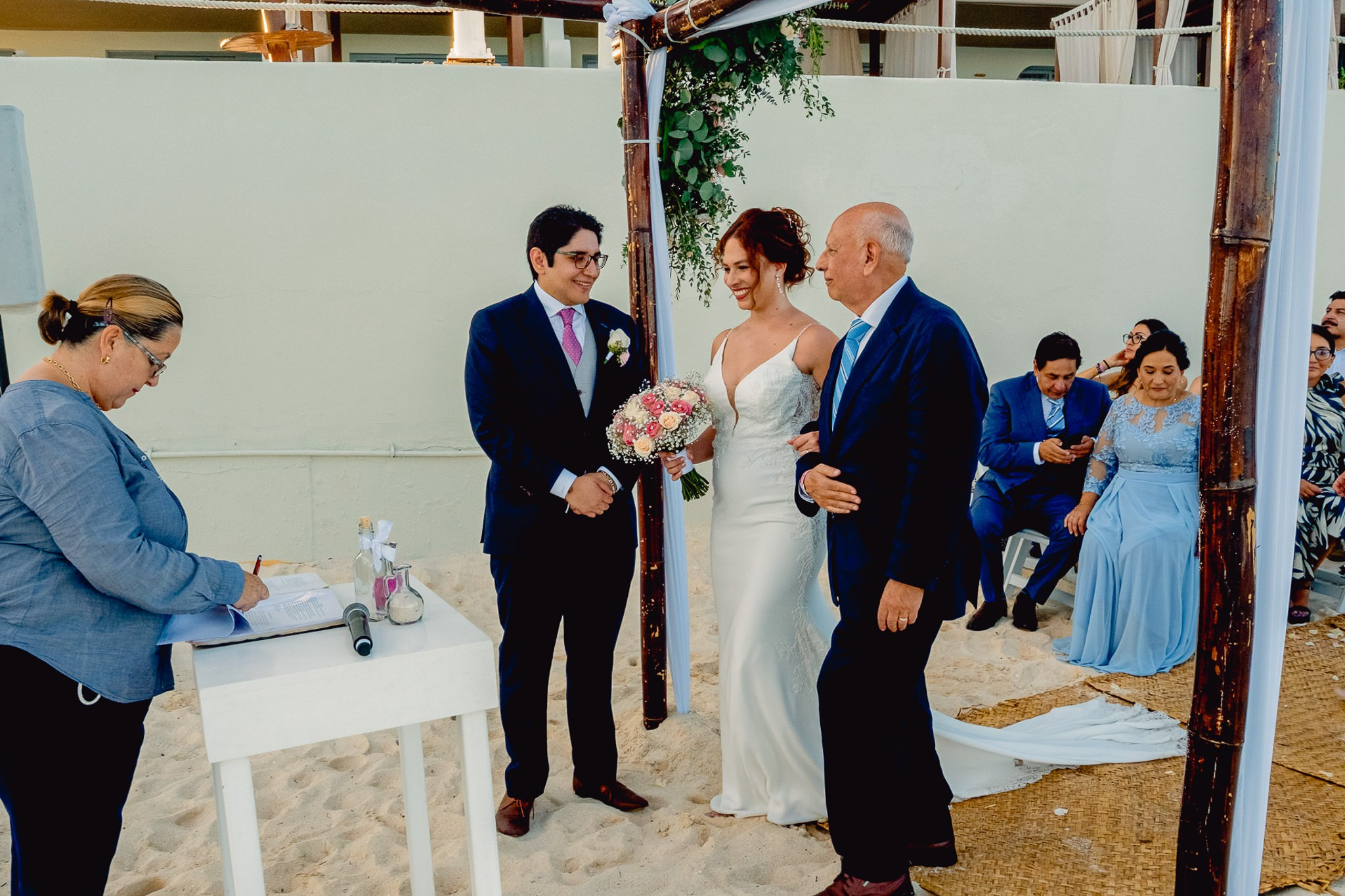 Jess & Juan / Cancun. Wedding and family photographer in Mexico City