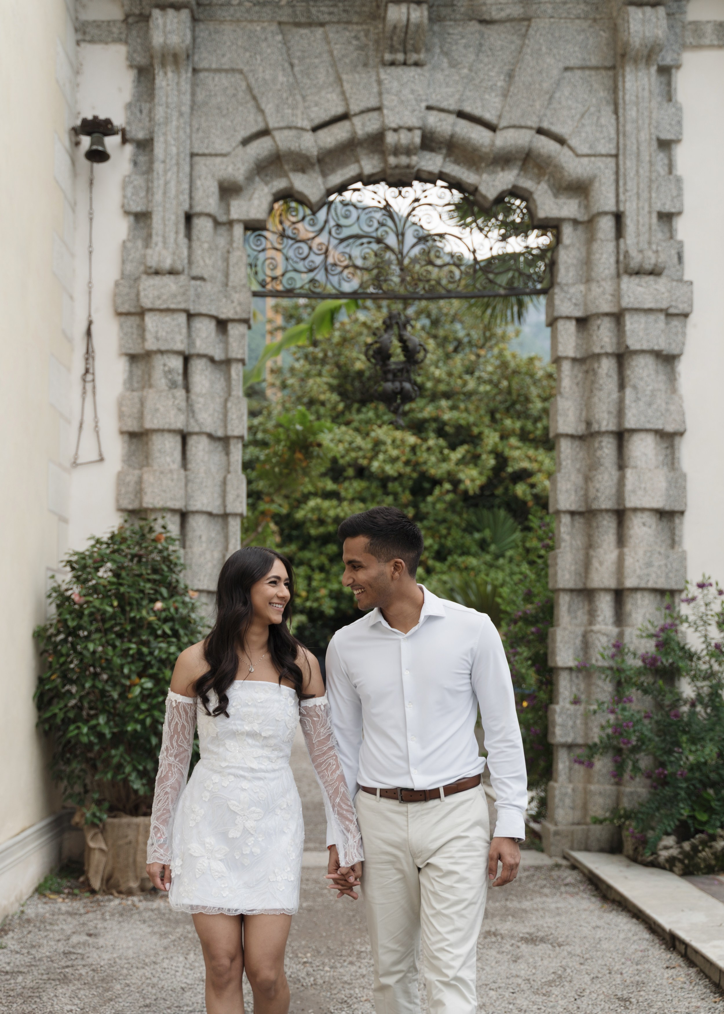 Villa Monastero Secret Proposal. Proposal Photographer in Lake Como