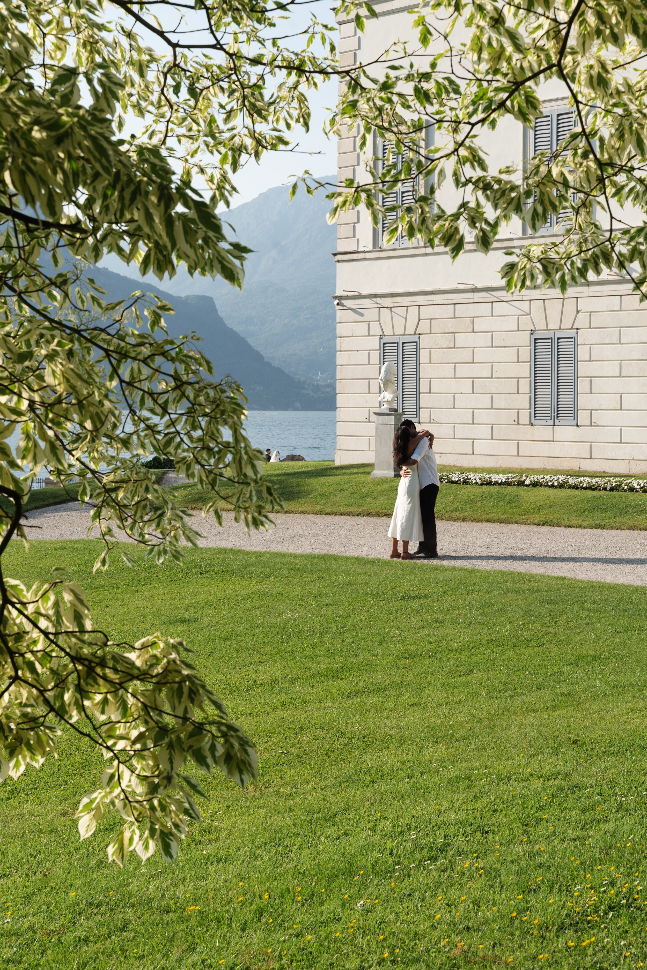 Secret Proposal at Villa Melzi, Lake Como. Lake Como Proposal Photographer | Surprise Proposals & Engagements
