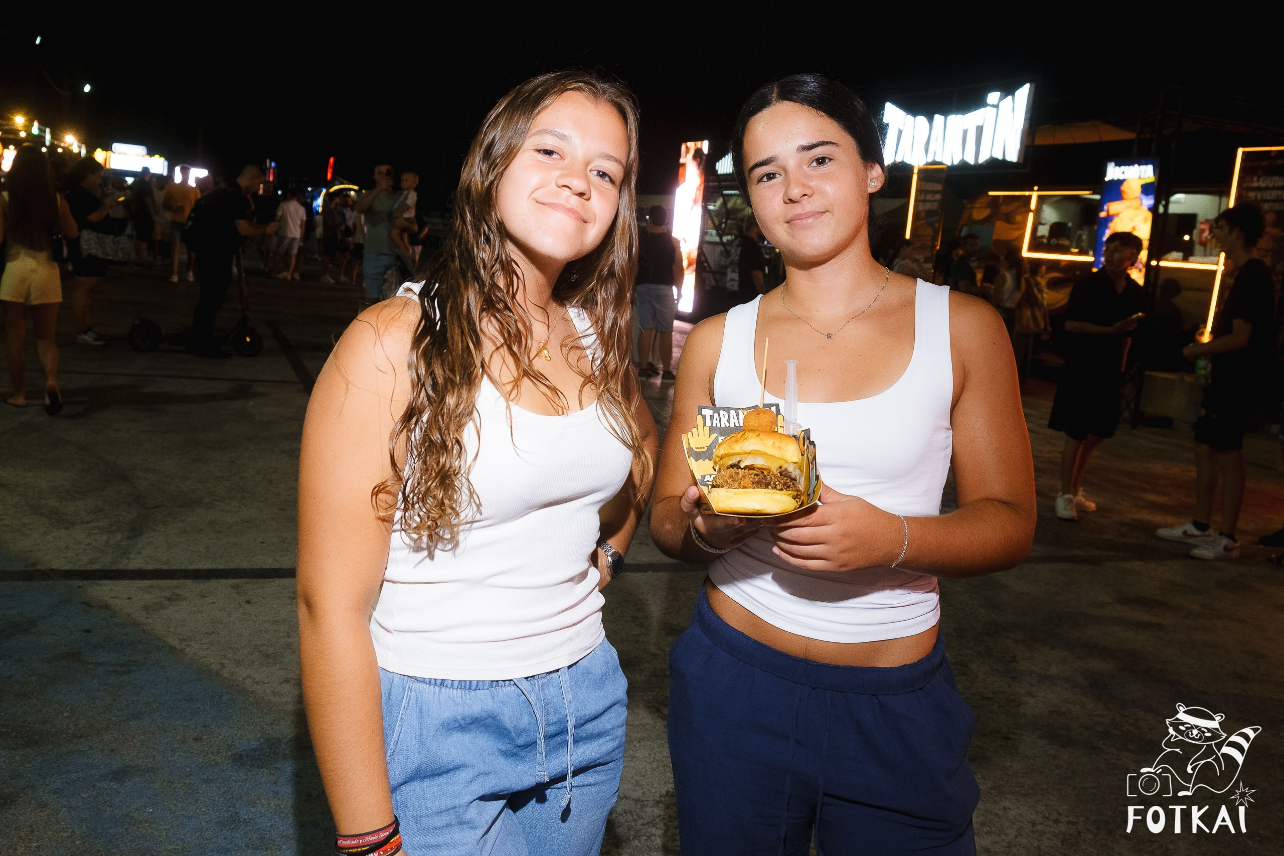 The Champions Burger en Torrevieja: Reportaje fotográfico 22.08.25 | FOTKAI