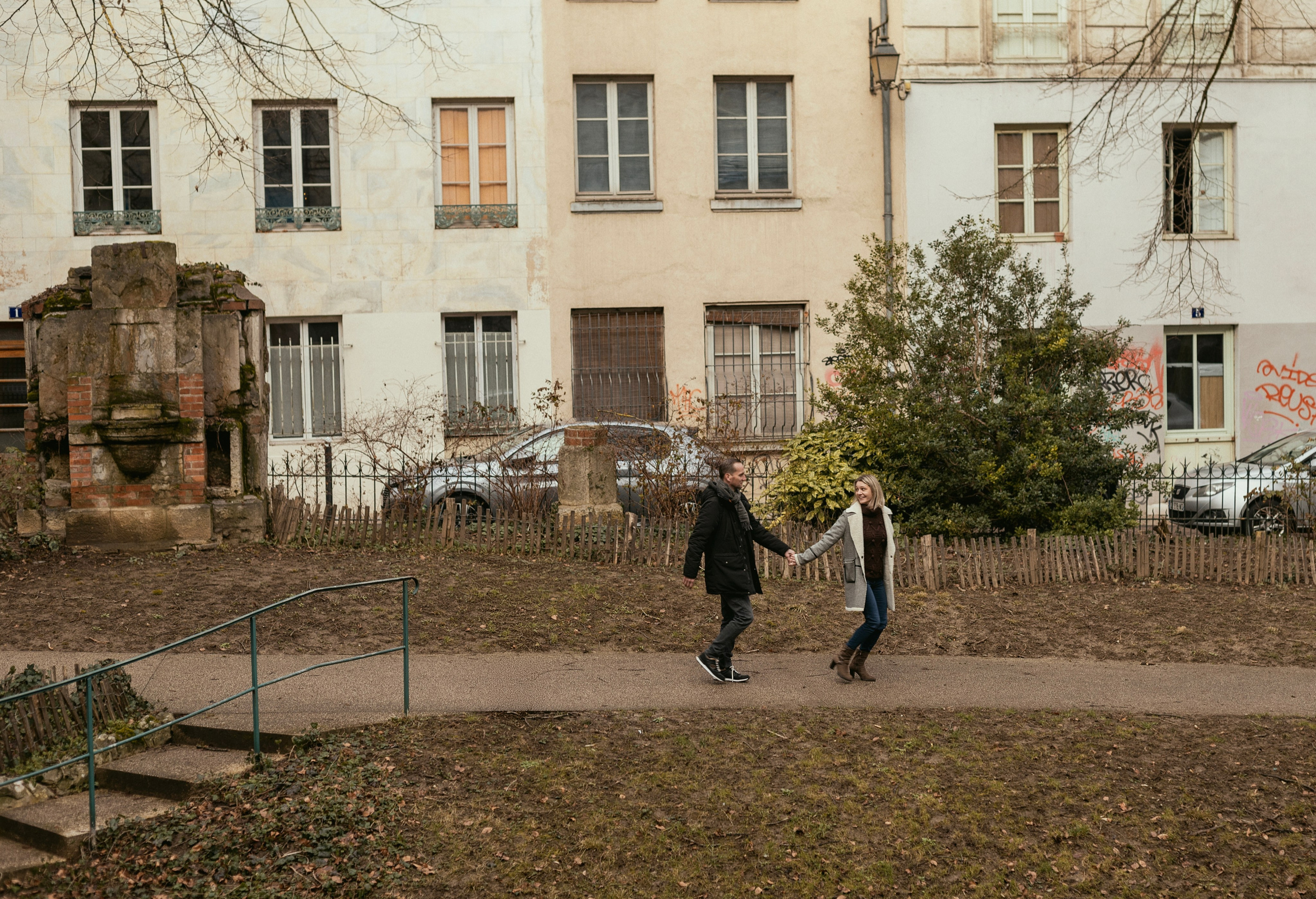 Love Story et portraits de famille, photographe à Besançon, émotions capturées