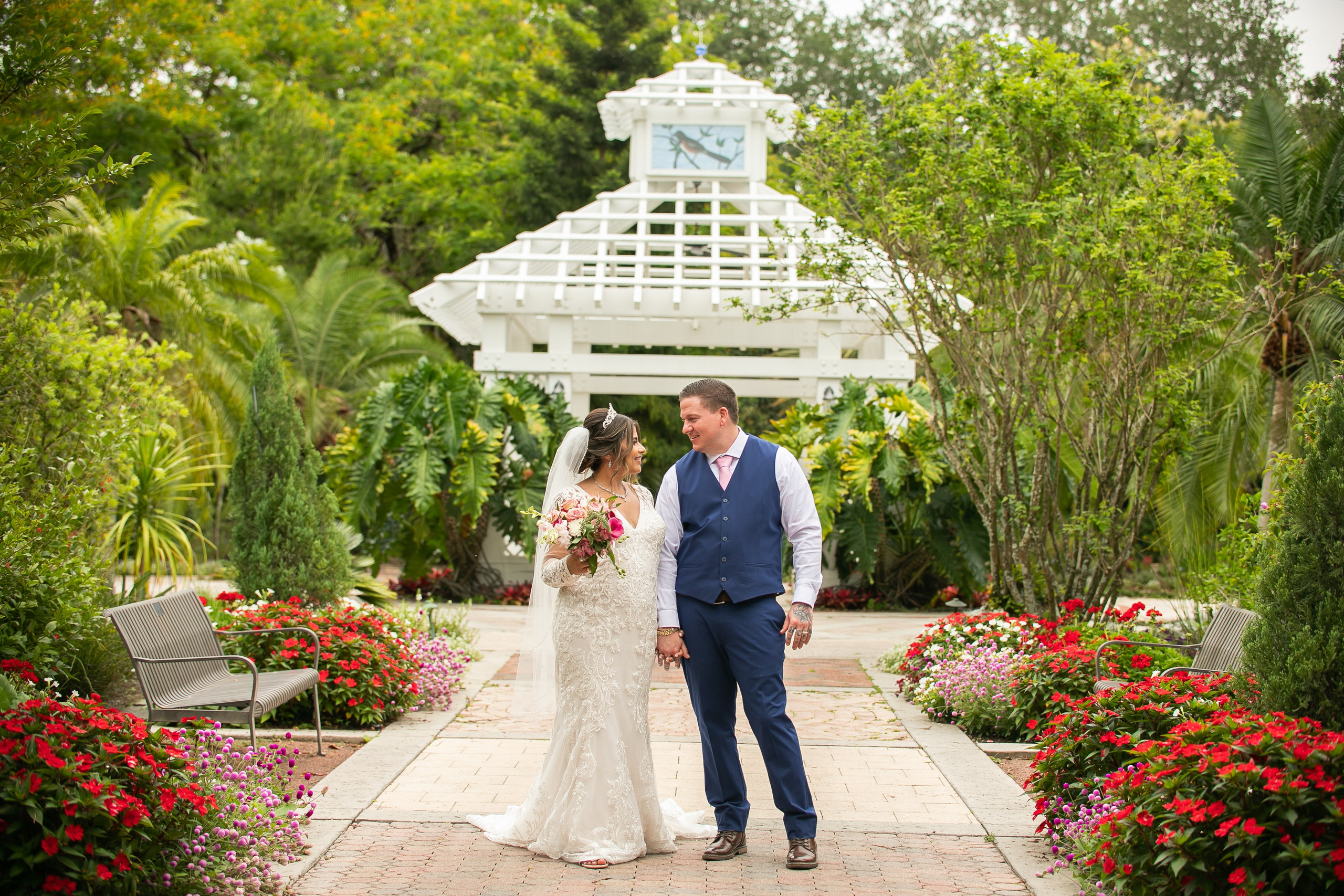 Wedding in The Lue Gardens intimate wedding photography. Lana Photography — Wedding & Family Photographer in Florida & Beyond