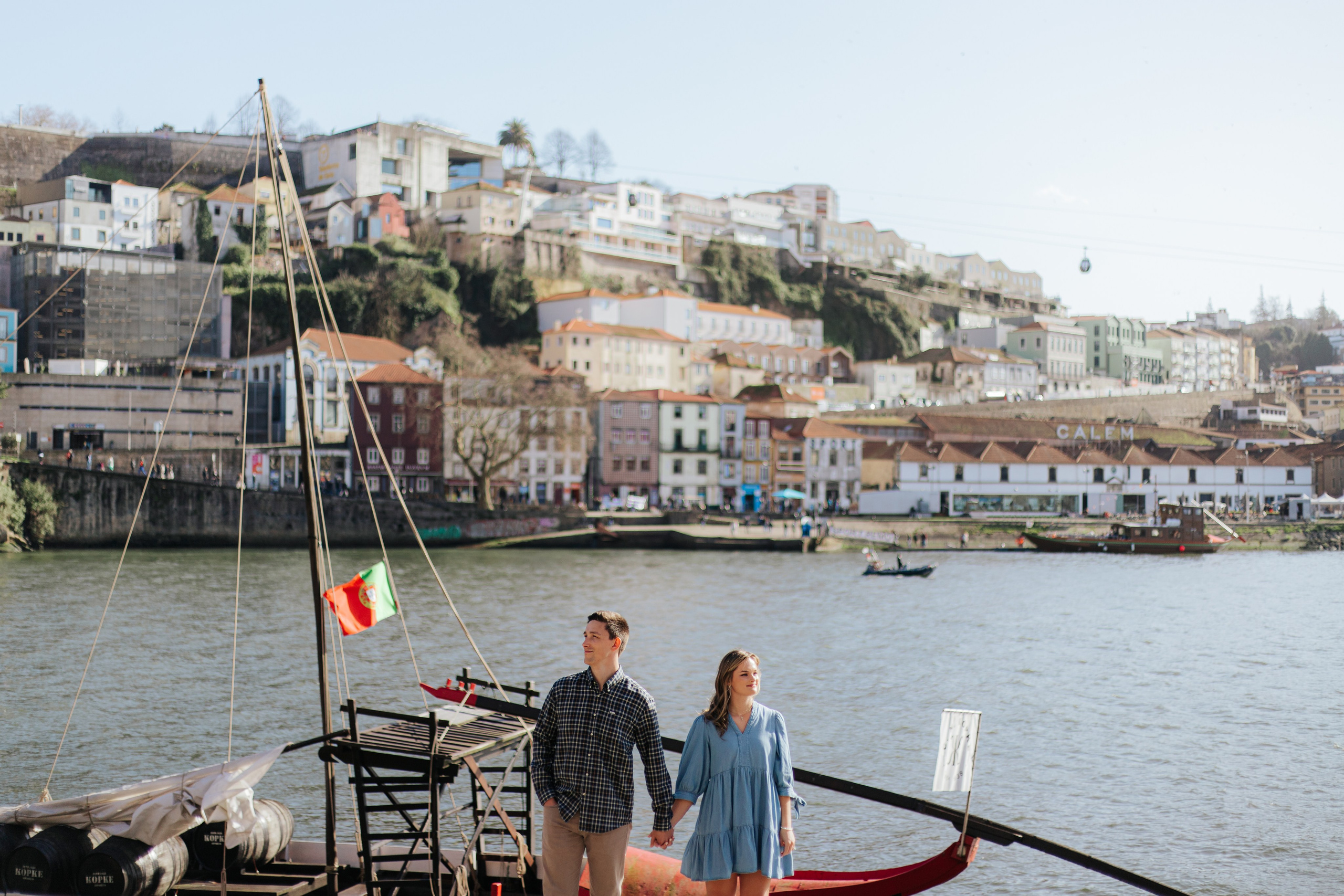 Jamie Gregg. Davi Valente