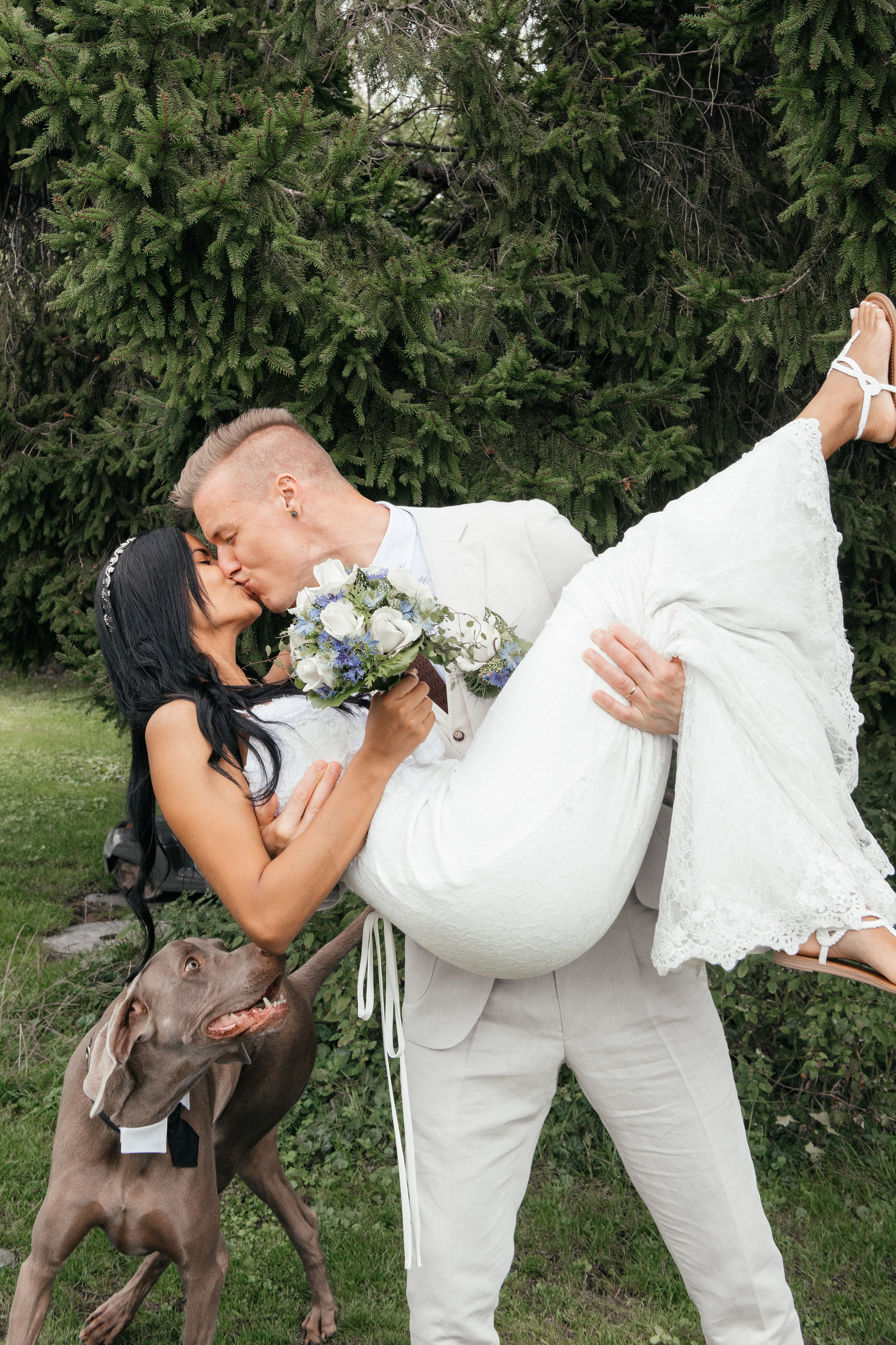 KAIANE & BENJAMIN Meilen, Switzerland. I am Elena Altendorfer. Wedding photographer in Zurich and Switzerland