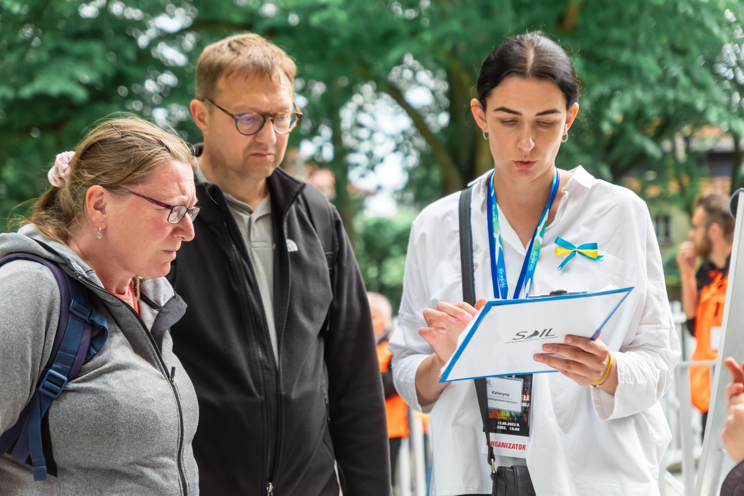 Koncert charytatywny „Sail Fundation” w szczecinie na Teatr Letni. Rodzinny i weselny fotograf w Szczecinie, Dennis