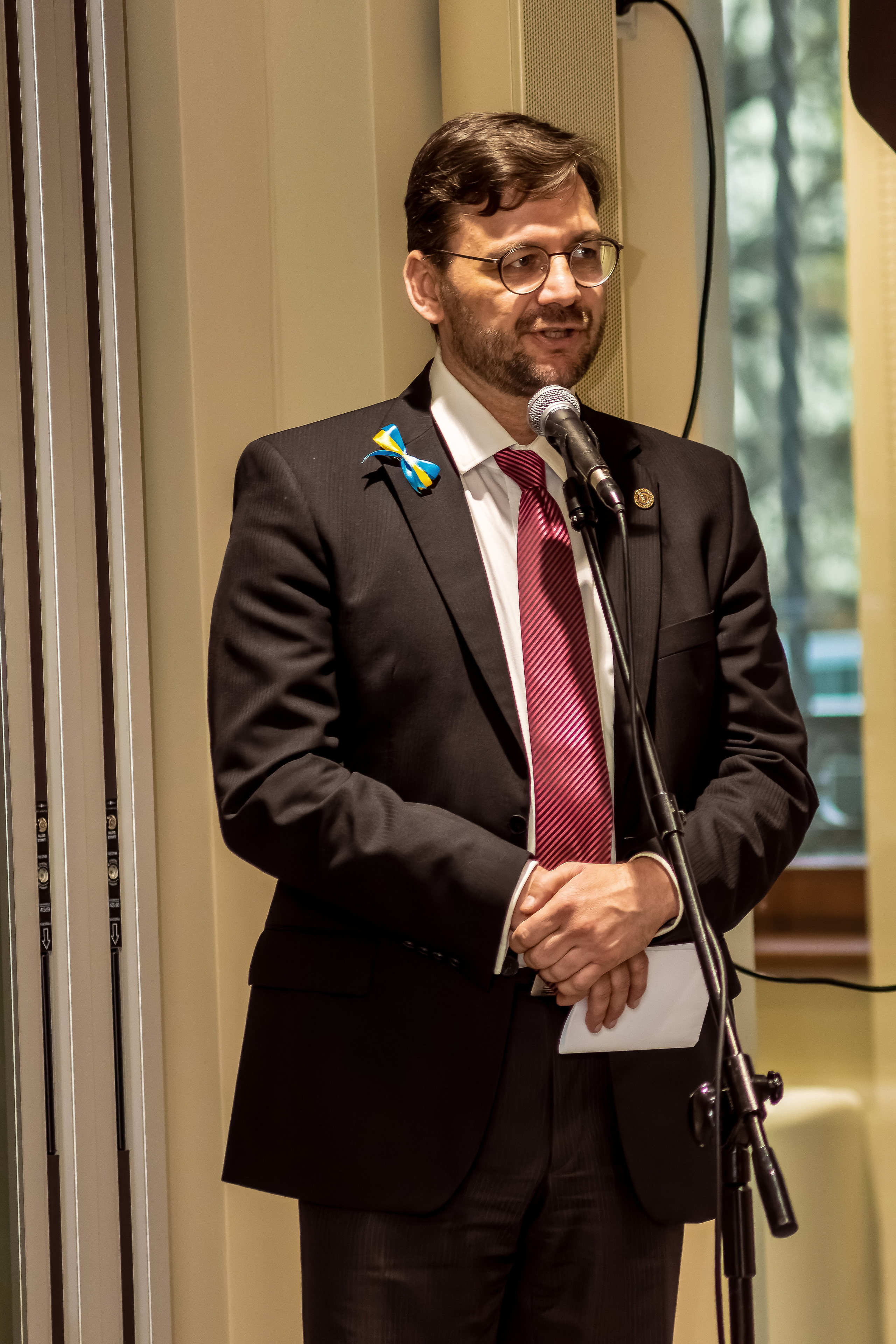 Koncert charytatywny „Sail Fundation” w Szczecinie w Museum Sztuki. Rodzinny i weselny fotograf w Szczecinie, Dennis