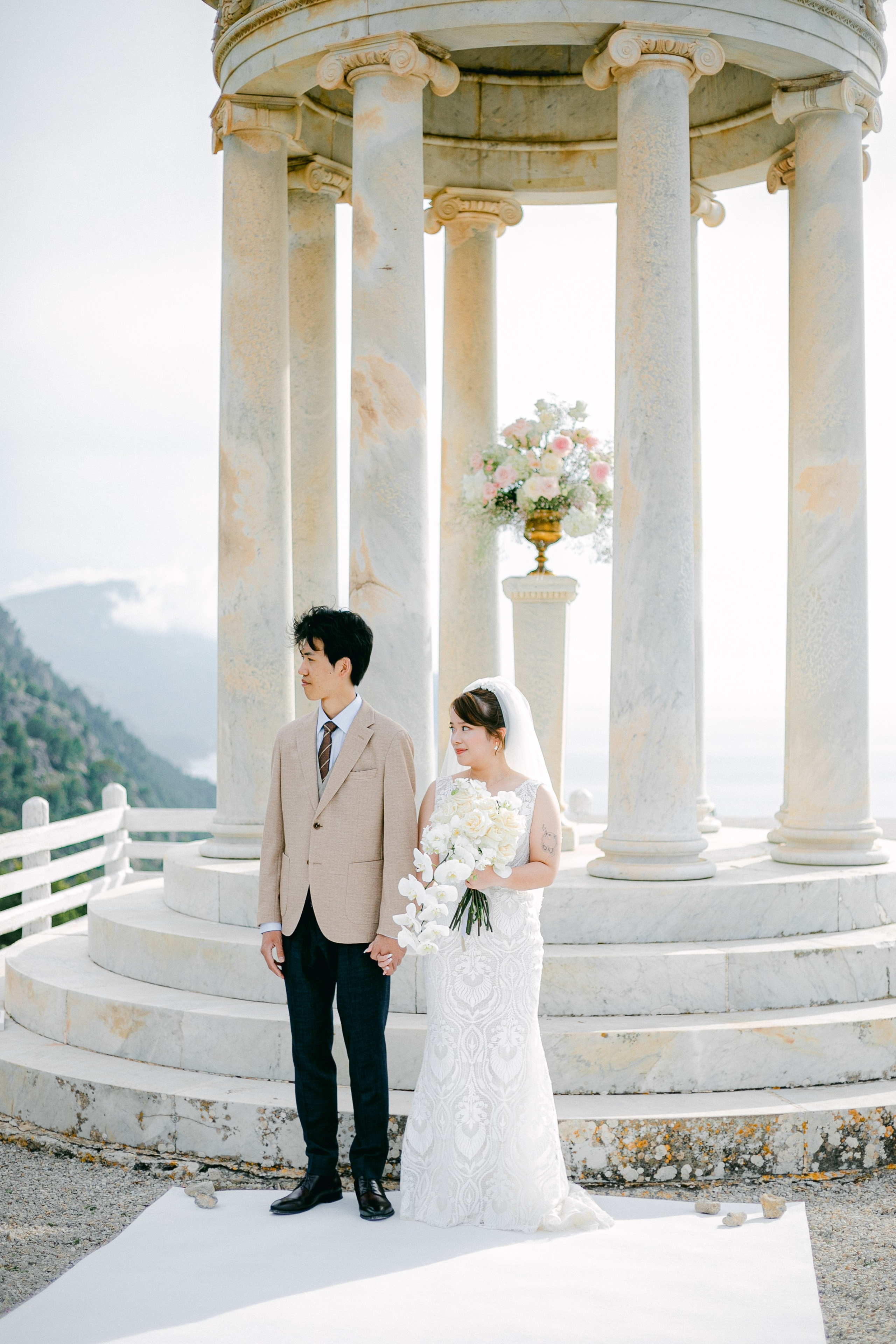 Chenyi & Tiangseng. Wedding Celebrant in Mallorca Iban Collin