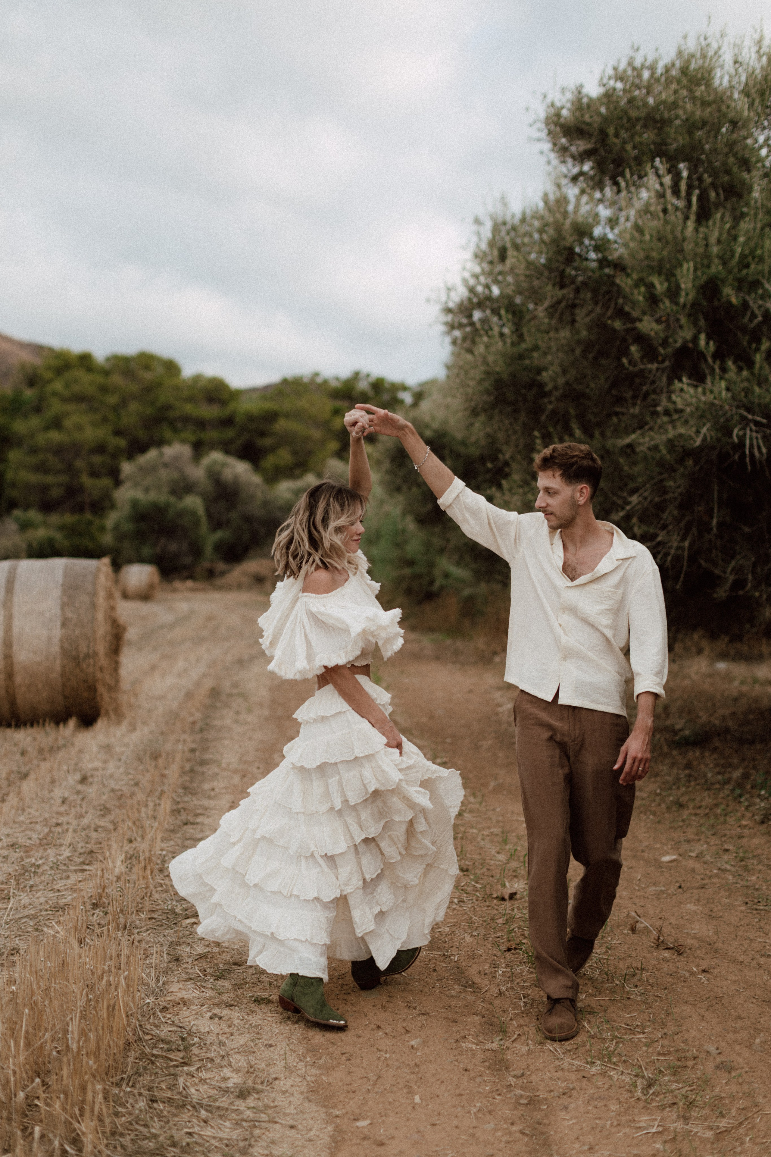 Inga & Alex. Photographer Alina Sparrow