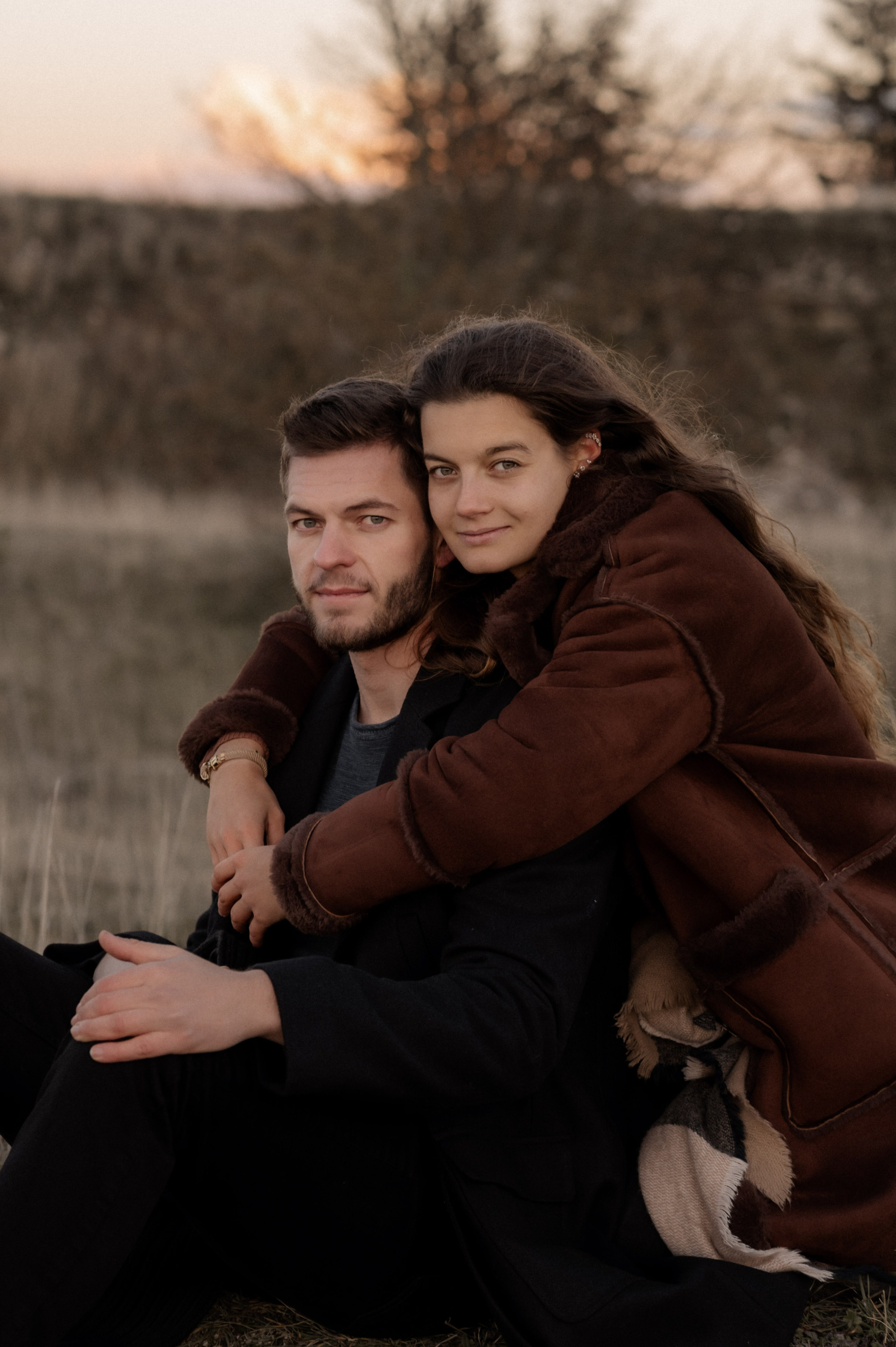 Wenn der Wind flüstert | Paarshooting am Gelben Berg. Photographer in Nuremberg Irina Mehnert from Ansbach