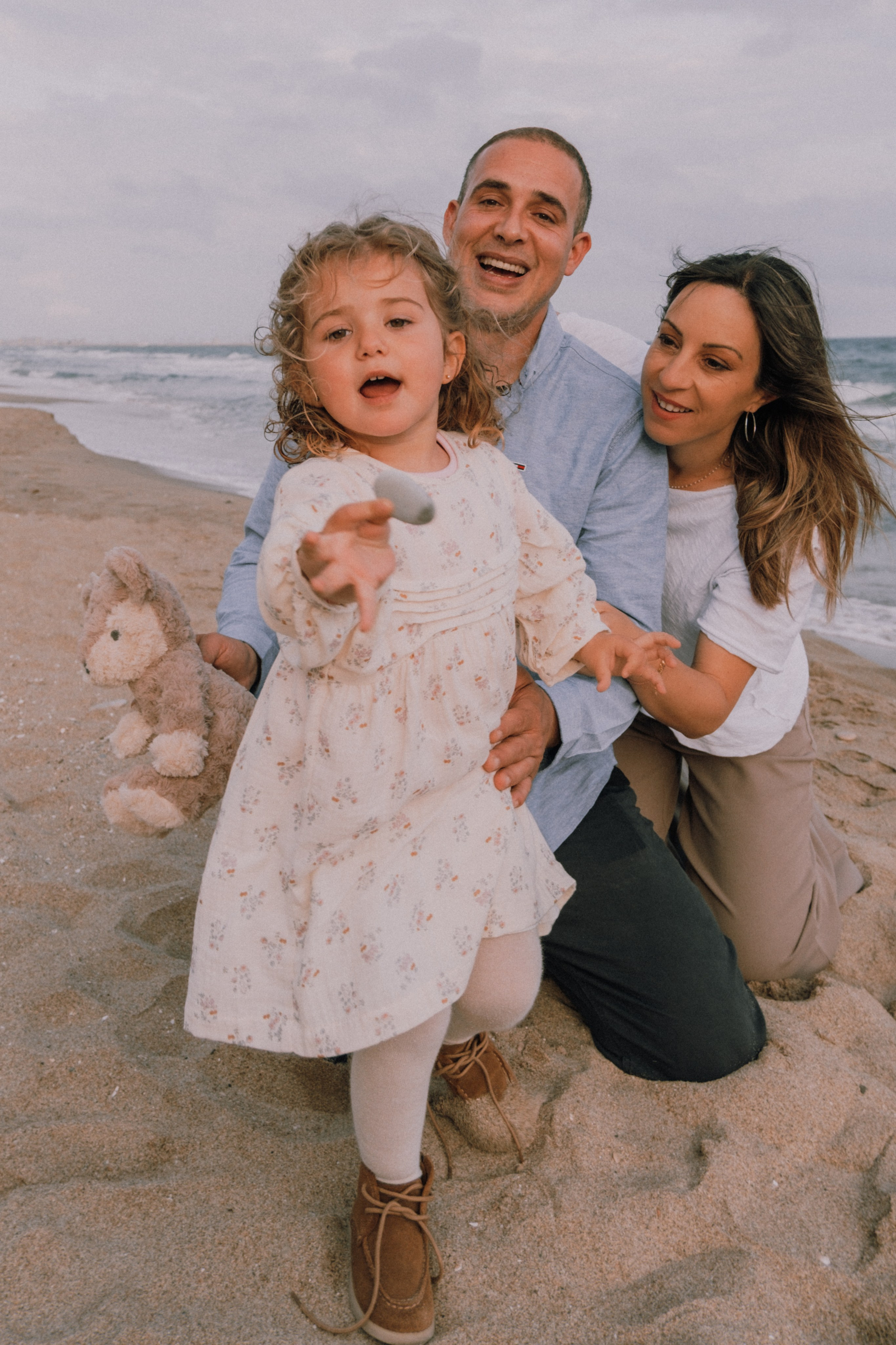 Семейная фотосессия на пляже. Профессиональная фотосъемка в Калафелле — Елена Медведева