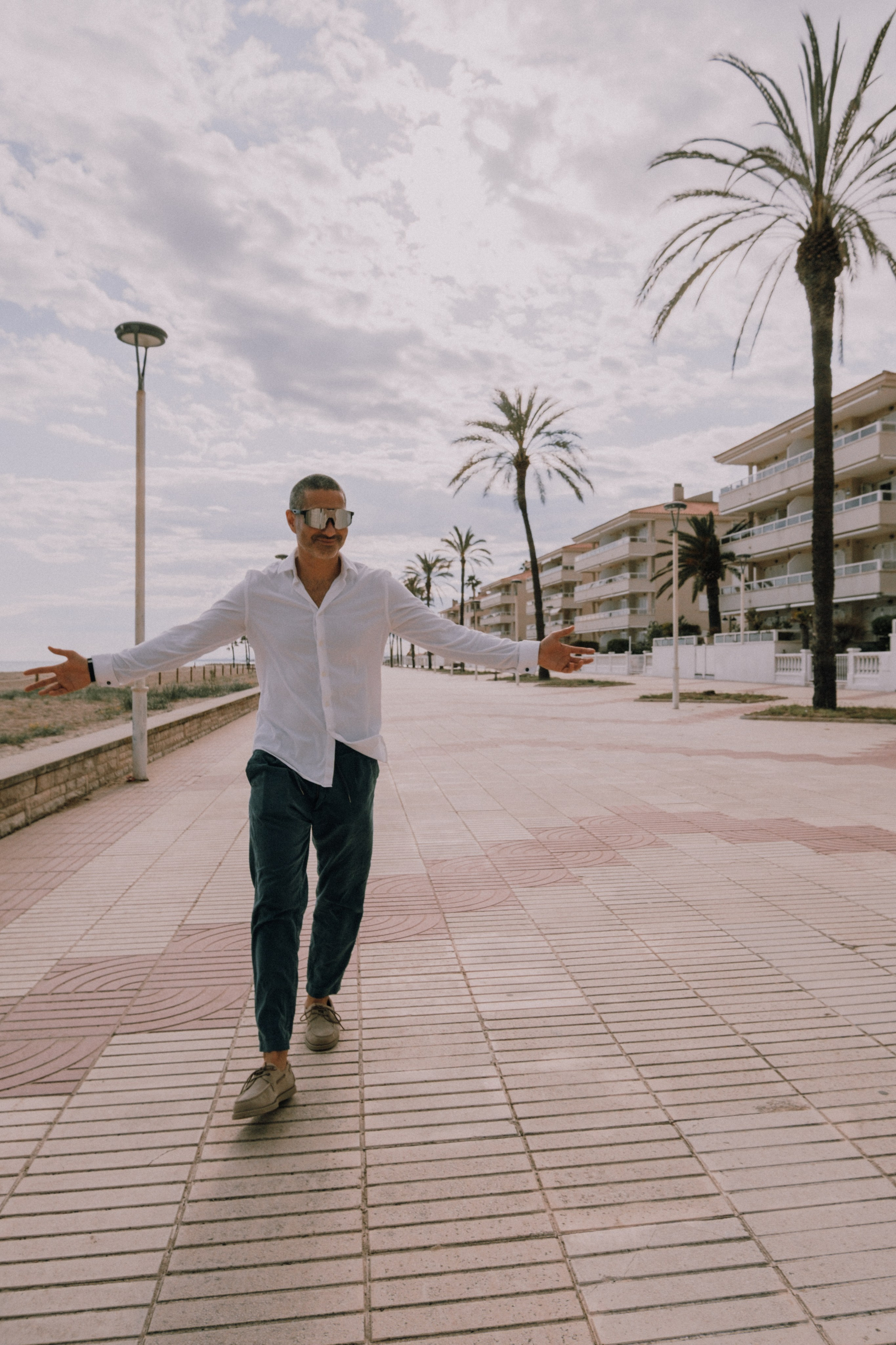 Sesión familiar en la playa. Fotografía profesional en Calafell - Elena Medvedeva