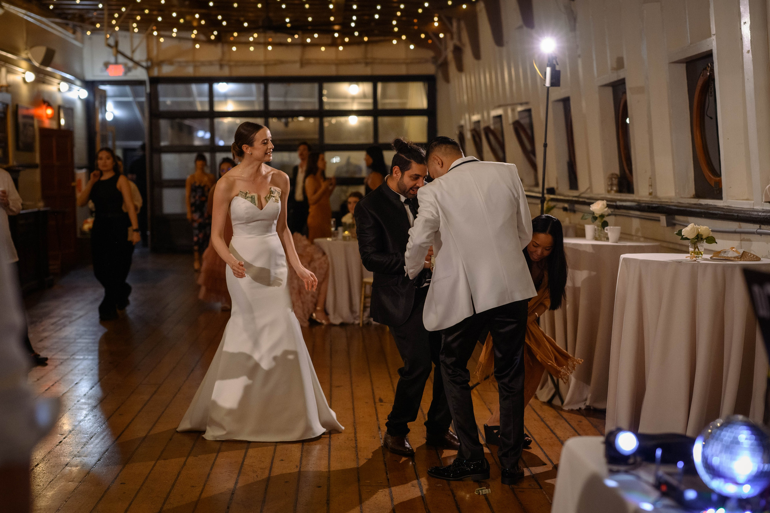 Kevin & Katie. Wedding & portrait photography in the Seattle Area. Helen Michelle photographer