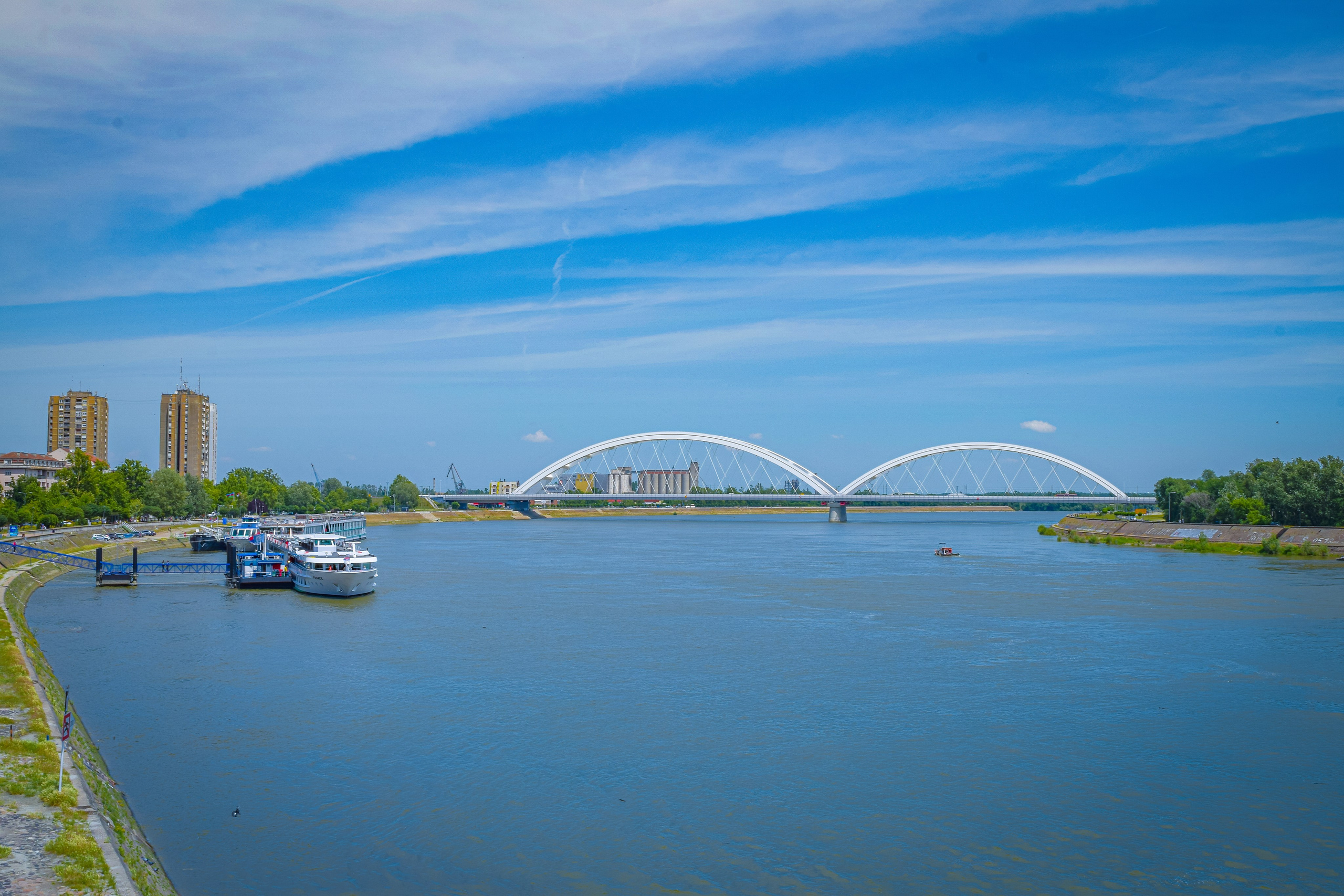 Петроварадин - галерија на продају. Викторија Федосеенко, фотограф у Србији