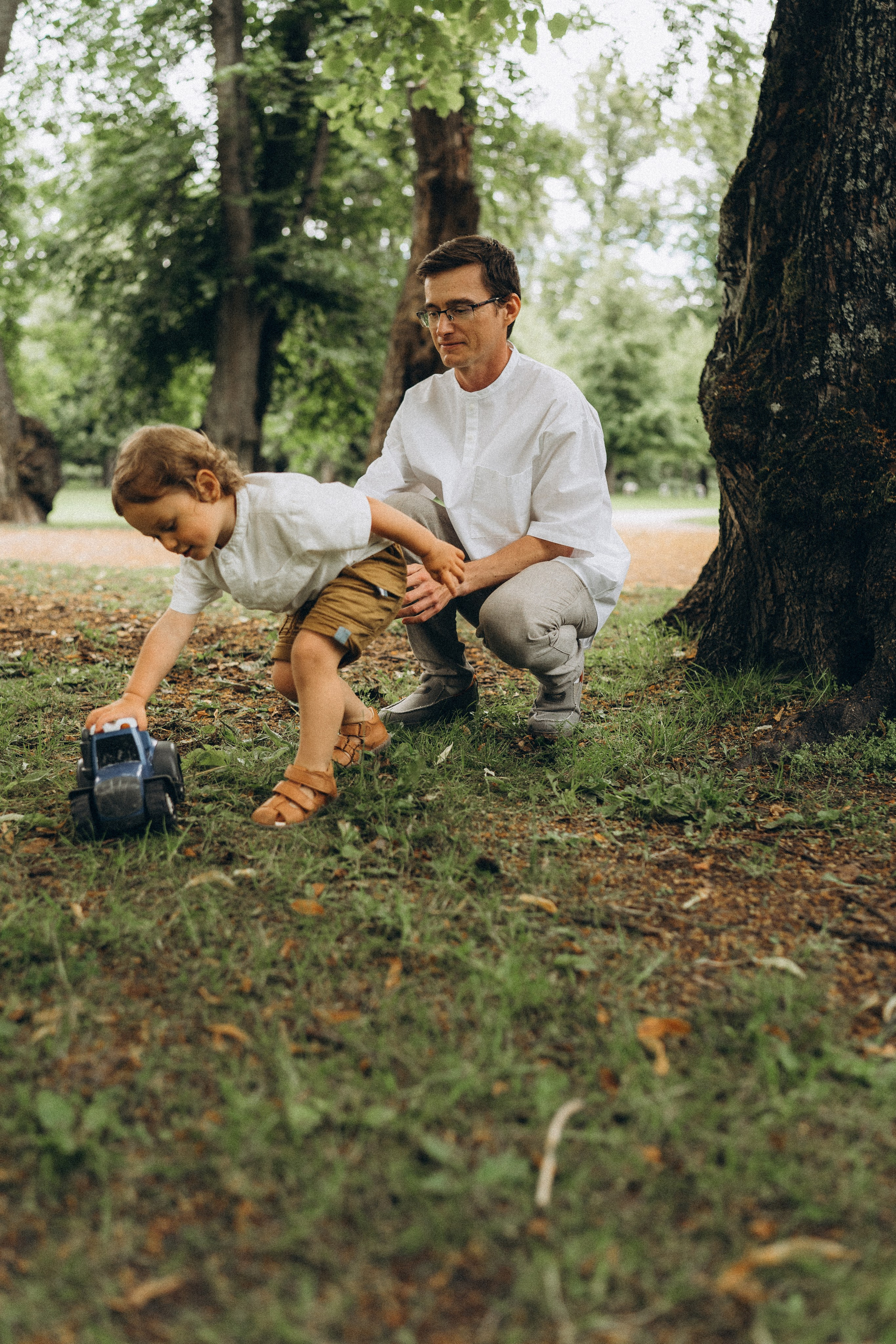 Kaivopuisto. Wedding and potrait photographer in Helsinki Vickan O