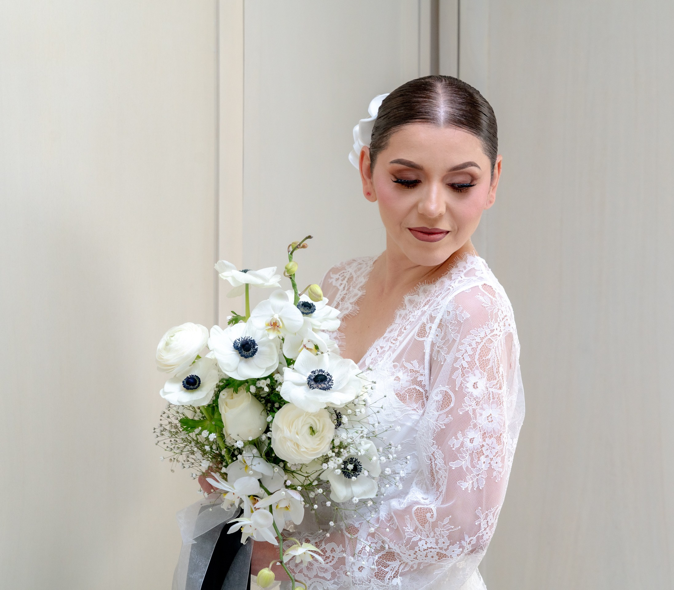 Elopement & Lifestyle Wedding Photographer