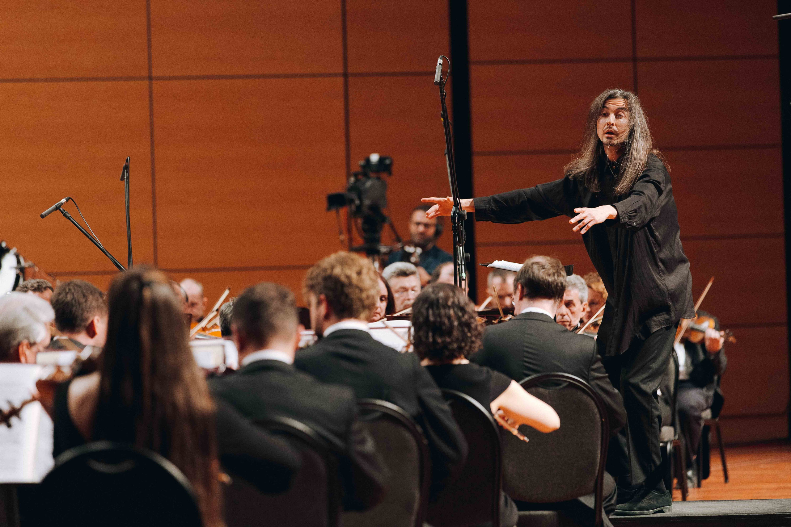 The Tchaikovsky Academic Grand Symphony Orchestra in Istanbul. Wedding&Event photographer Ismail Rzayev in Baku