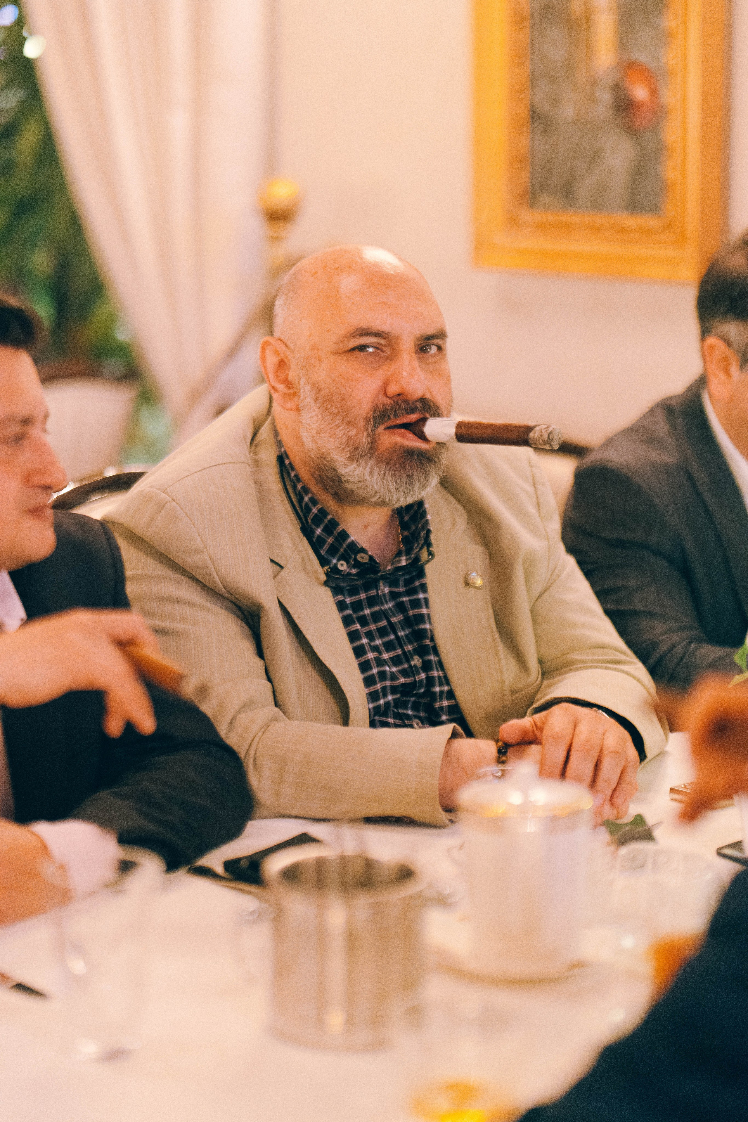 CIGAR CLUB. Wedding&Event photographer Ismail Rzayev in Baku