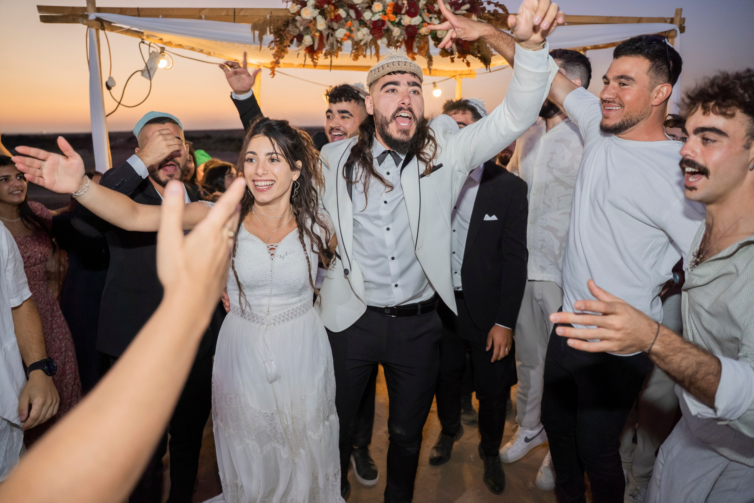 אביה ואחיה. יוסף מזרחי צילום חתונה, ברית וזוגיות. צלם מקצועי שאוהב להוציא אתכם הכי יפים ברגעים הכי מרגשים