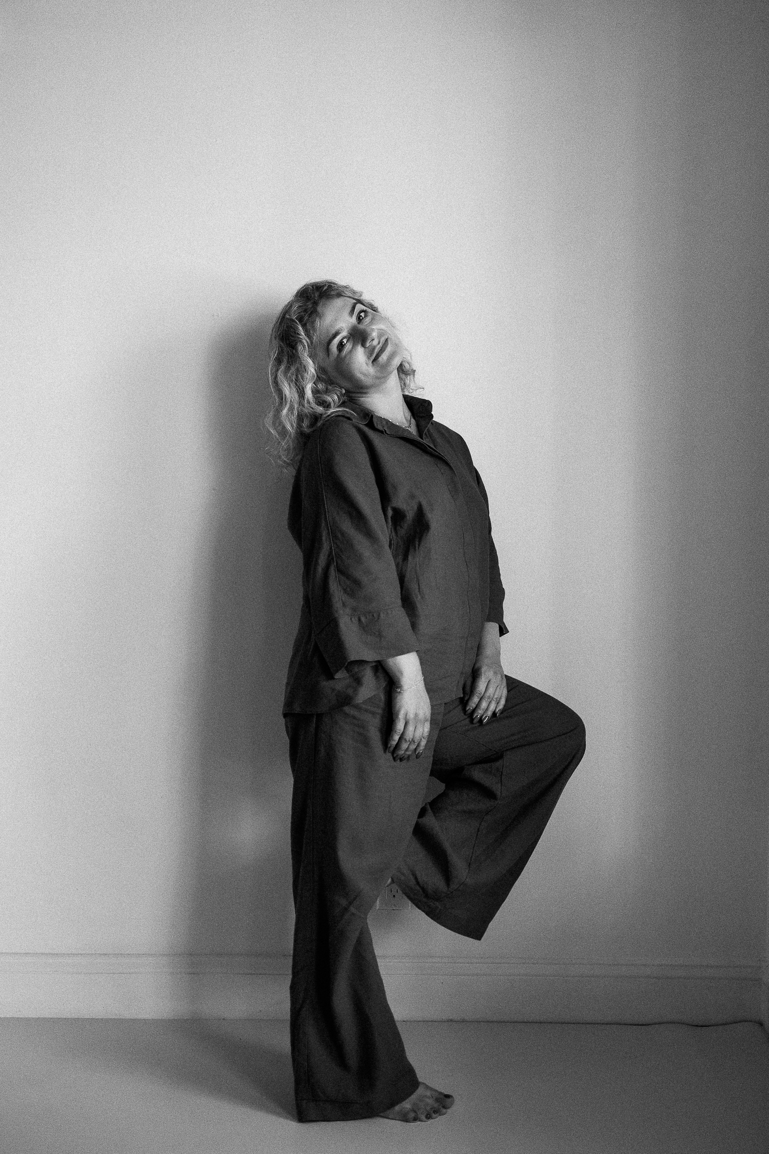 S. Rawnoir- Portrait photography by Daria Paliy.Timeless black&white portraits of women in NYC area