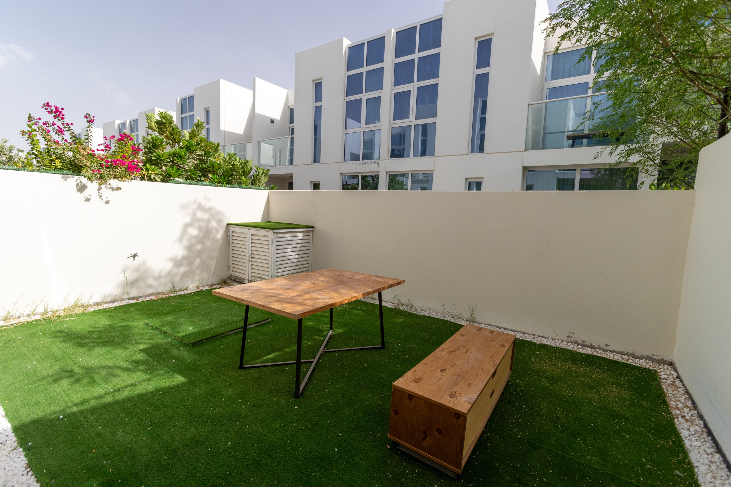 Pacifica Villa. Samy Mar Boy │Portrait, Automotive and Real Estate Photographer