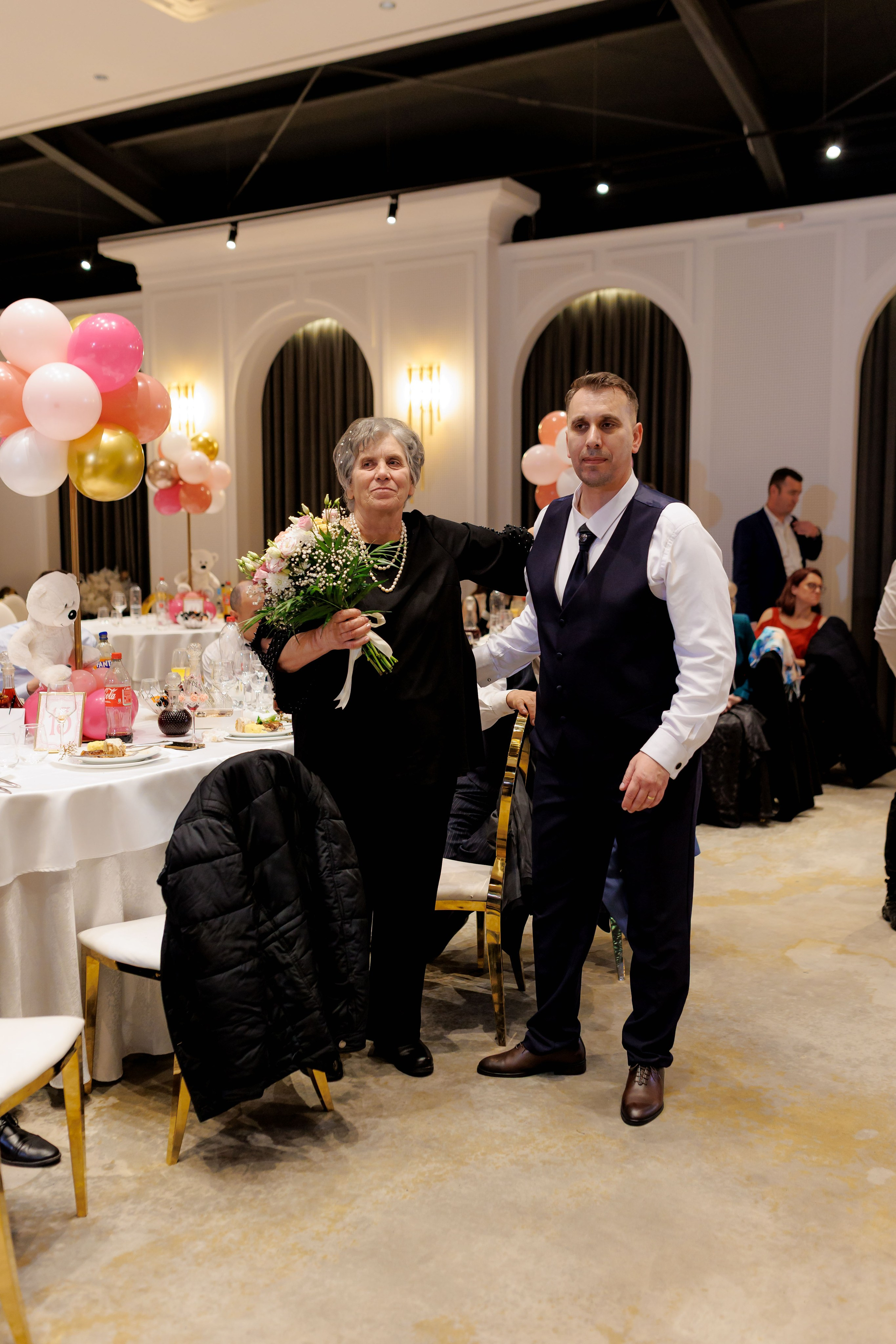 Povestea voastră, regizată de noi |Cristi Turculet Videograf Nuntă Suceava | wedding highlight. Servicii foto-video profesionale, pentru momente de neuitat