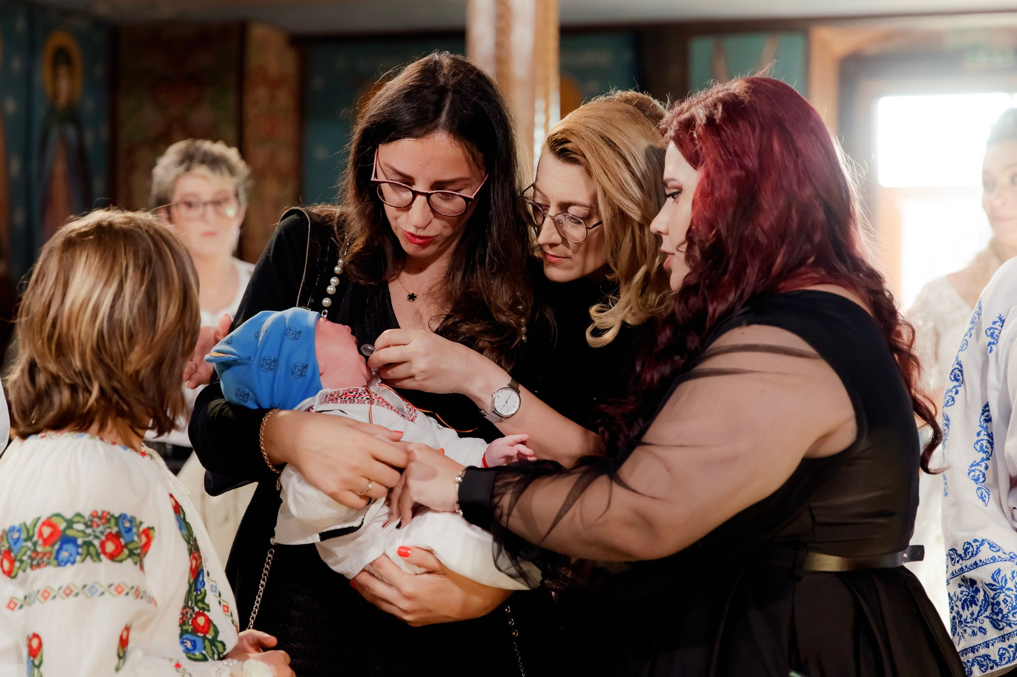 Mihai & Oana. Servicii foto-video profesionale, pentru momente de neuitat