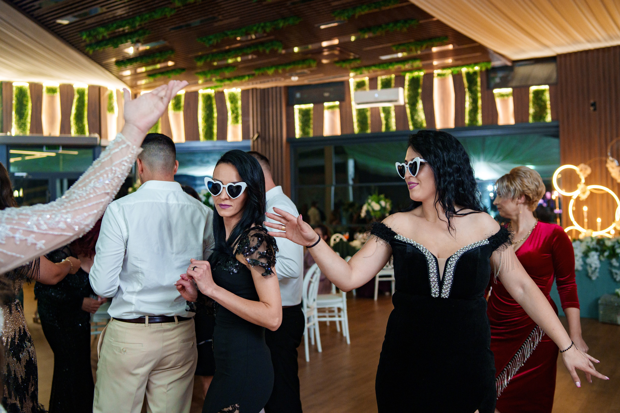 Cosmin & Gabriela. B|P Weddings - Fotograf & Videograf - București||0730017811