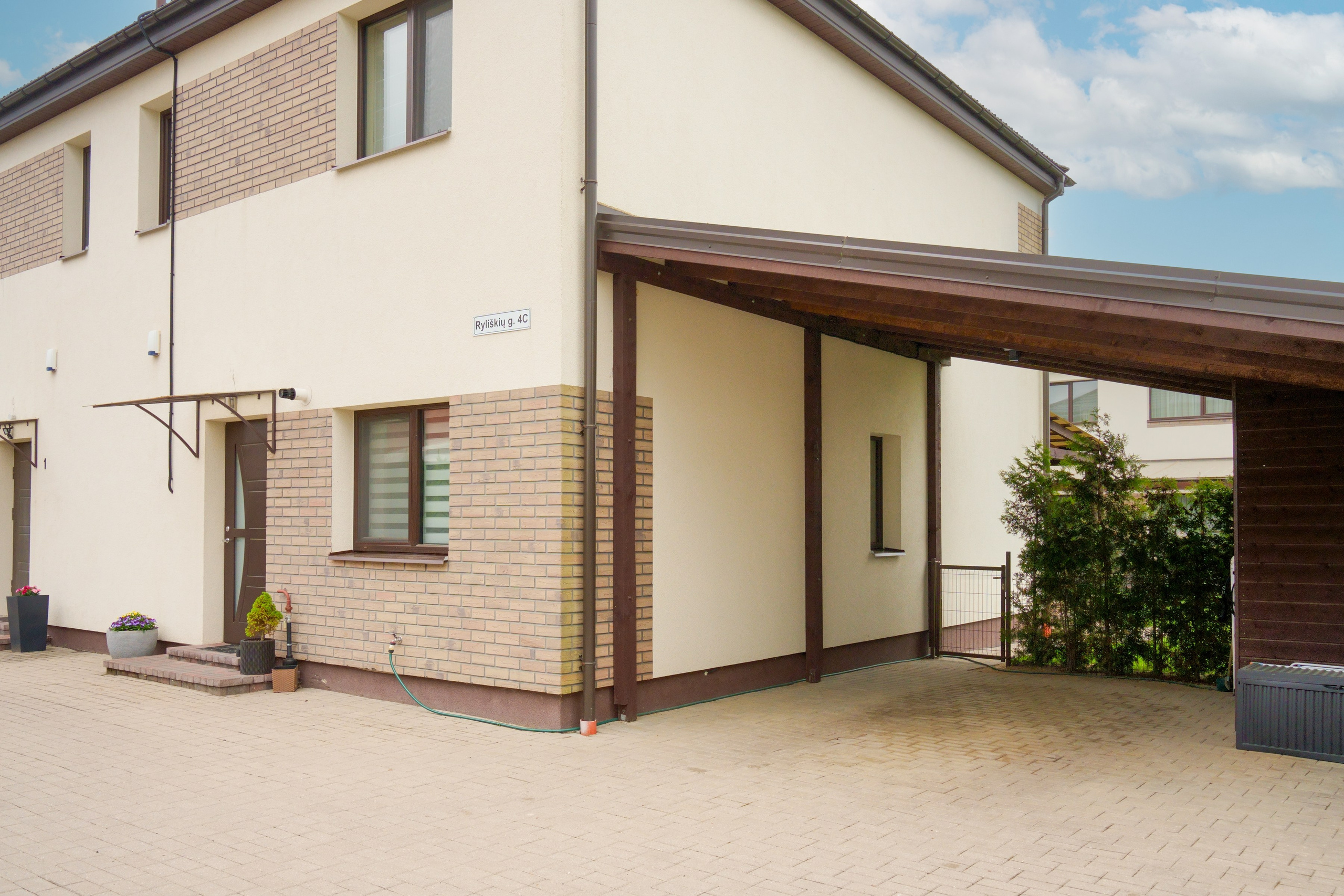 Tarandė. Elina Sapiega fotografė Vilniuje