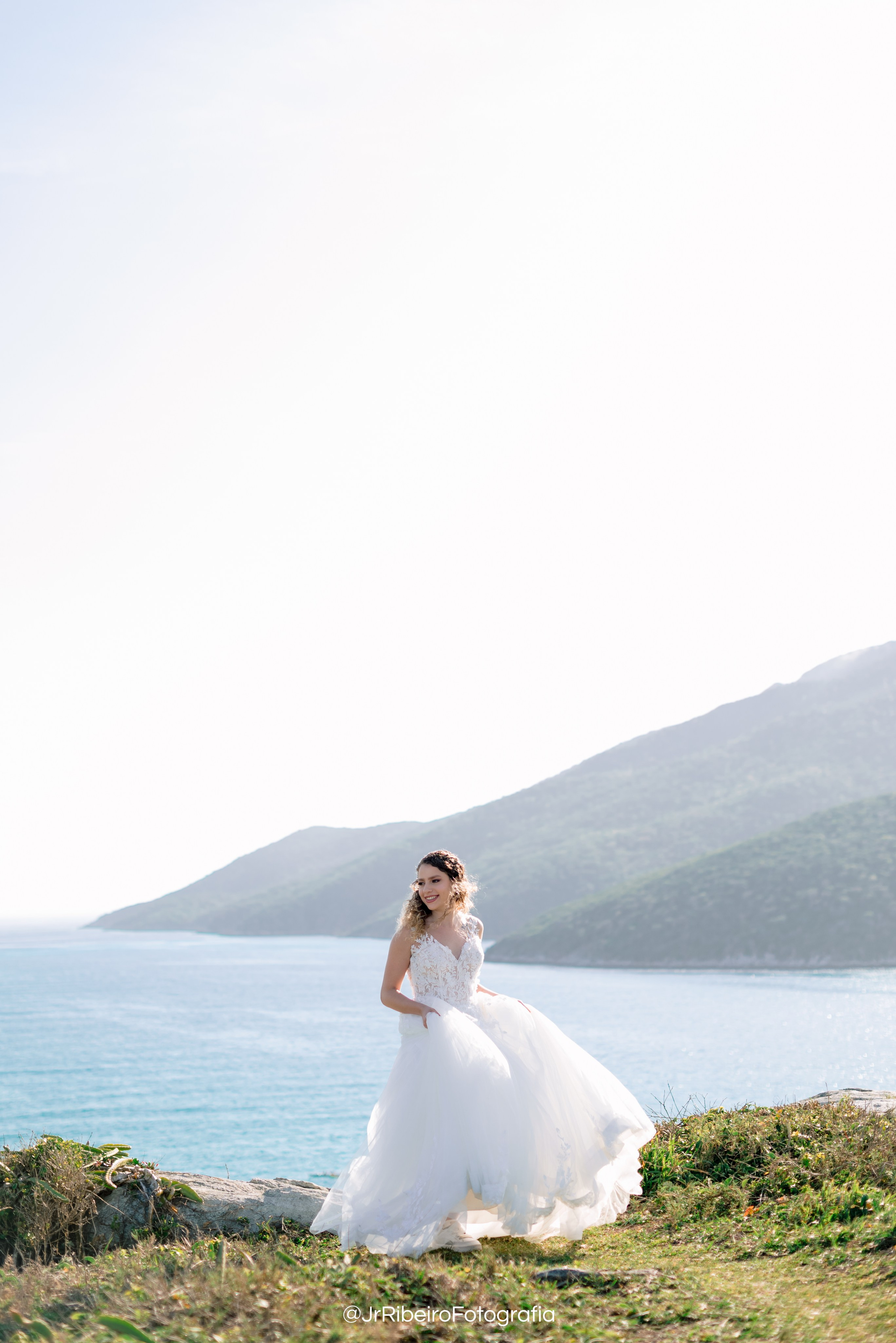 Véu & Mar | Editorial. Junior Ribeiro Fotografia