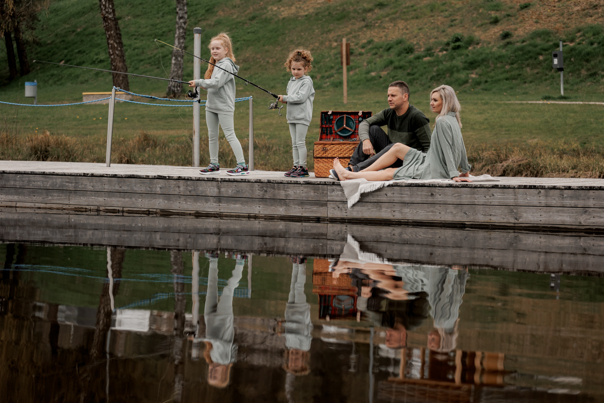 Angeln am See. Familien- und Hochzeitsfotografin in Frankfurt am Main Alina Braun