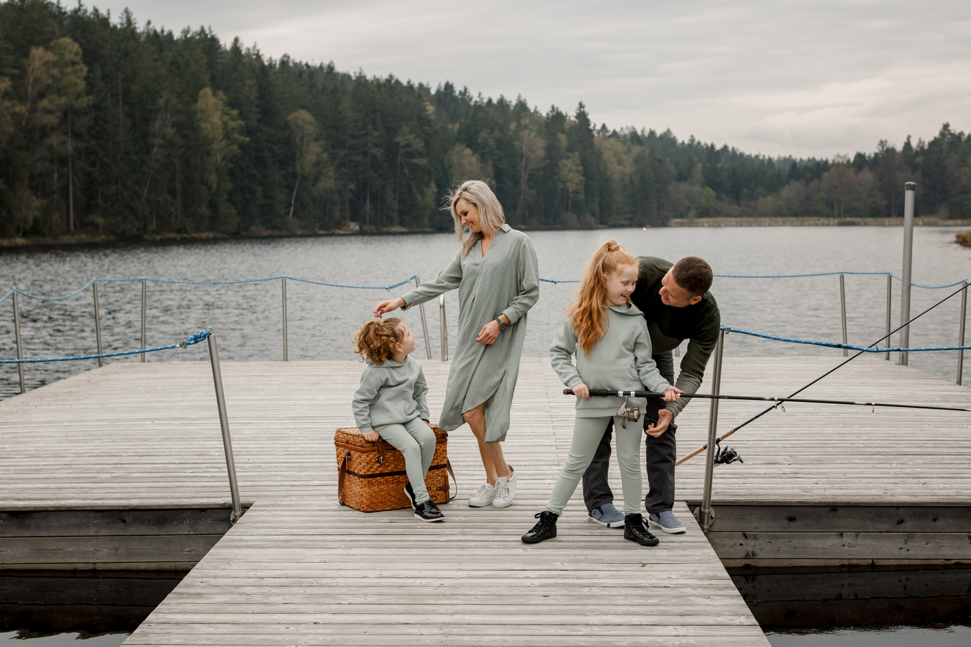 Angeln am See. Familien- und Hochzeitsfotografin in Frankfurt am Main Alina Braun