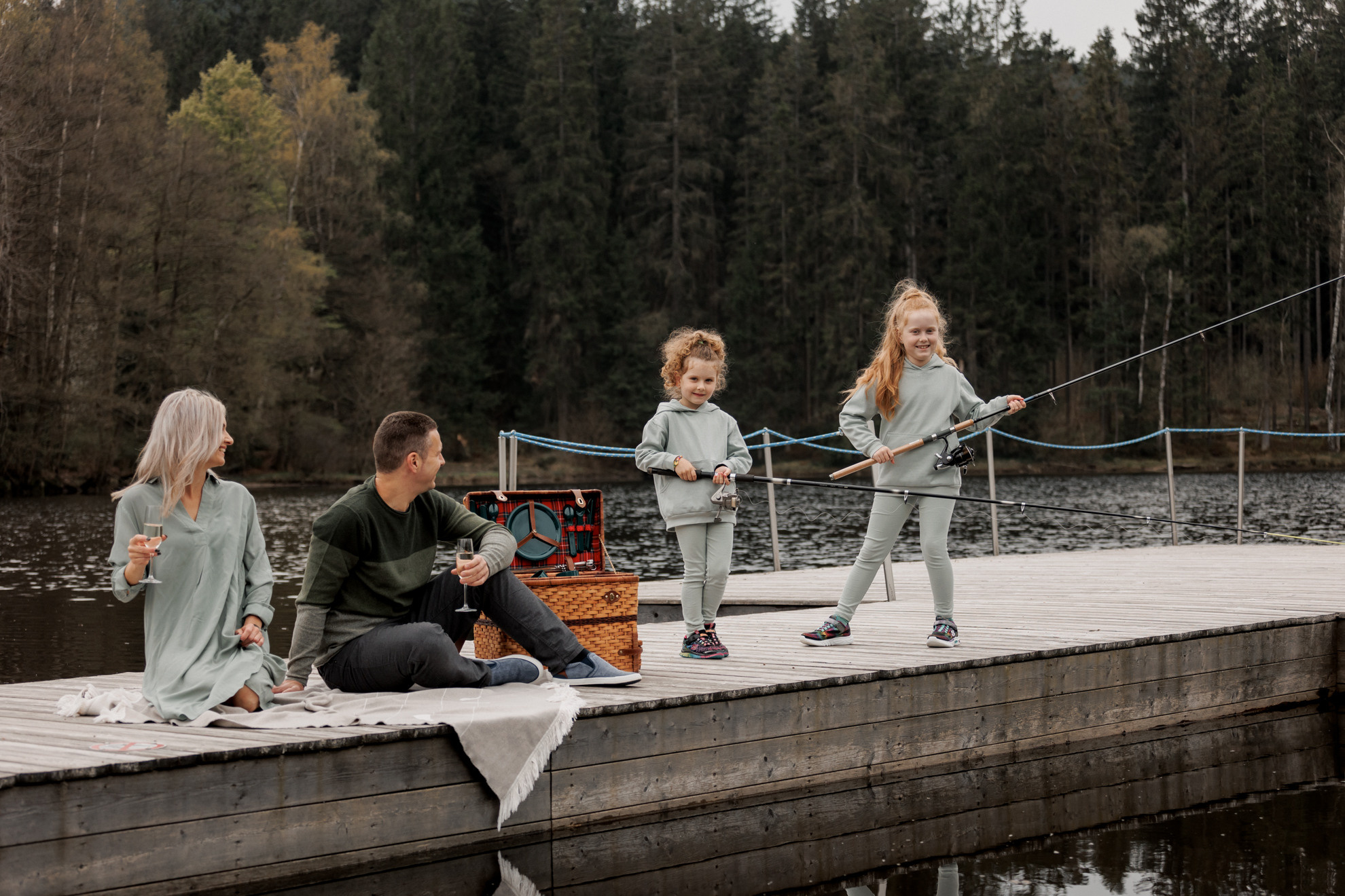 Angeln am See. Familien- und Hochzeitsfotografin in Frankfurt am Main Alina Braun