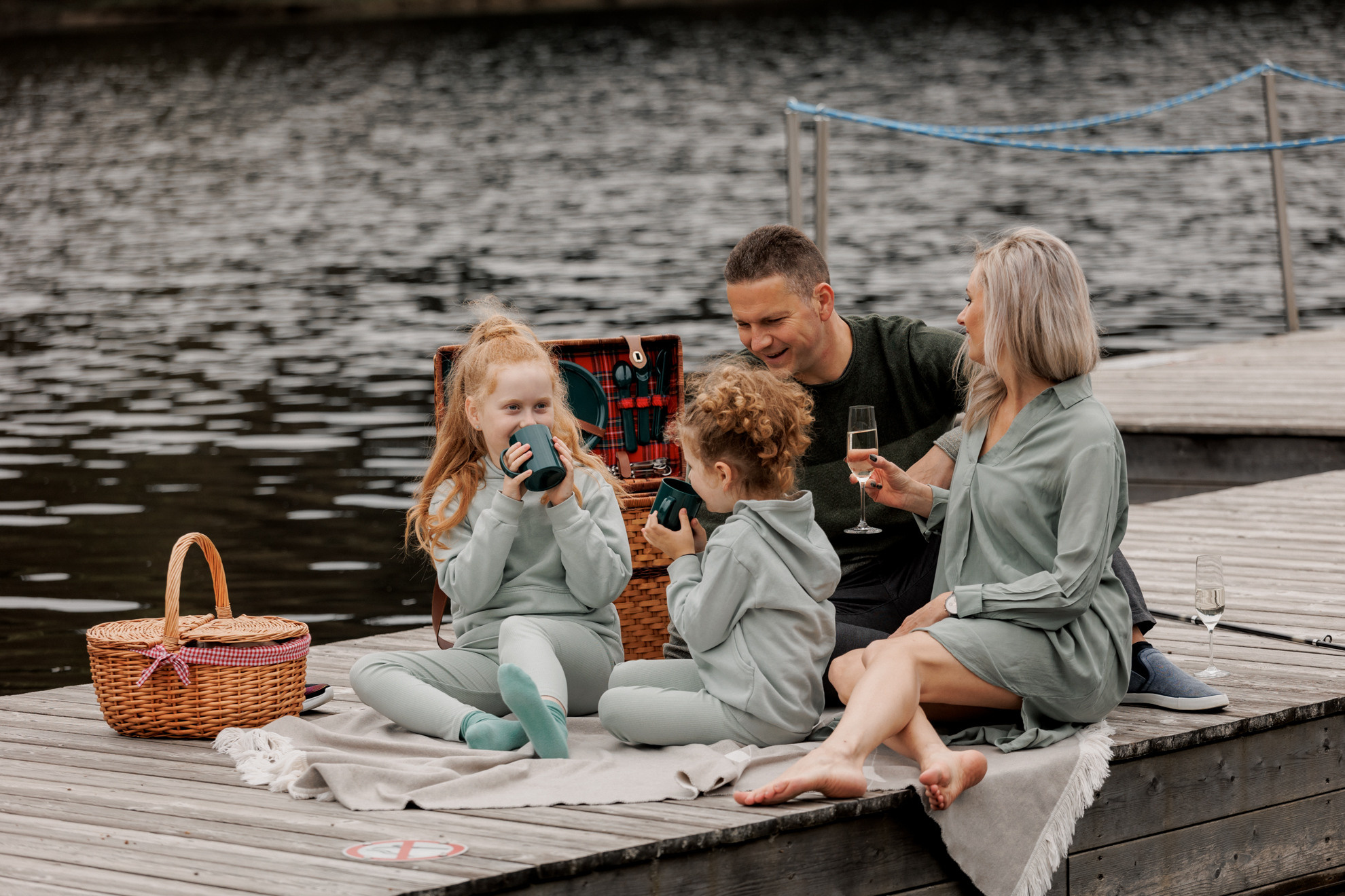 Angeln am See. Familien- und Hochzeitsfotografin in Frankfurt am Main Alina Braun