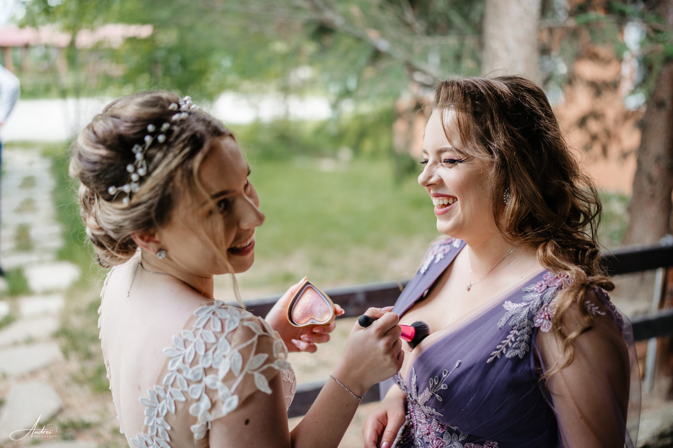 Cătălina & Călin. Raw Studio. Fotograful tau de nunta!