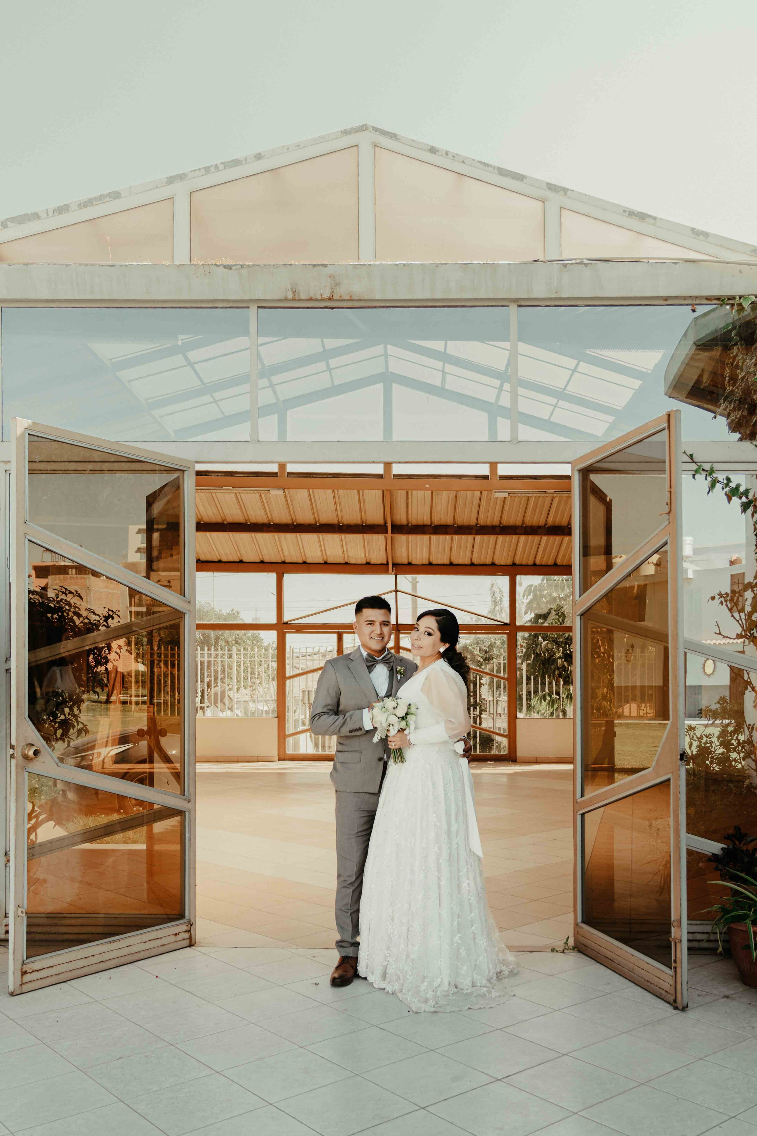VICTOR Y MELANY BODA CIVIL. Studio KVTA | Fotografía y Video de Bodas en Arequipa