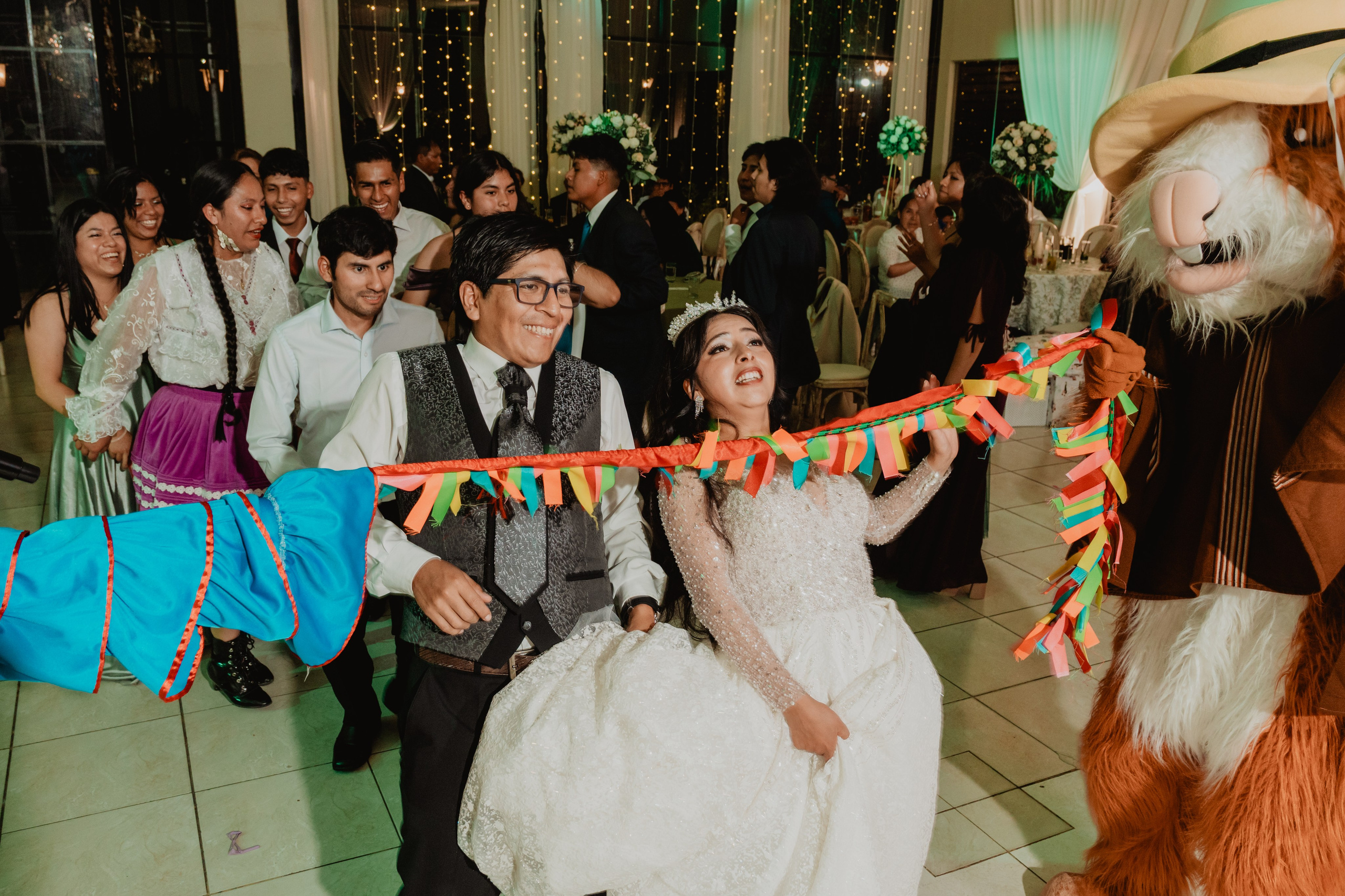 FERNANDO + MARIBEL | BODA RELIGIOSA. Studio KVTA | Fotografía y Video de Bodas en Arequipa