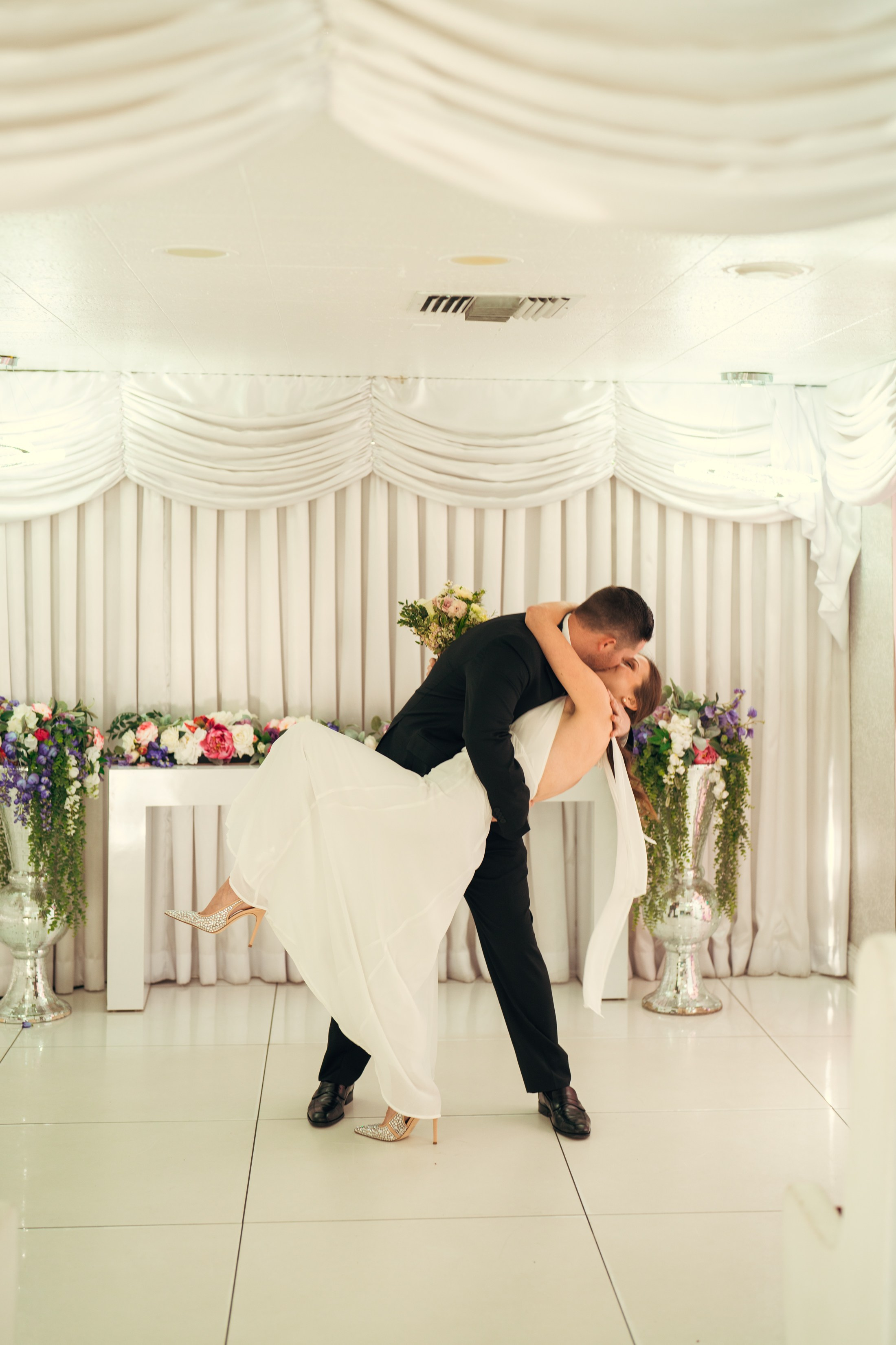 Corbin&Ivanna. Wedding & elopement photographer Viktoriya Kravtsov. Las Vegas