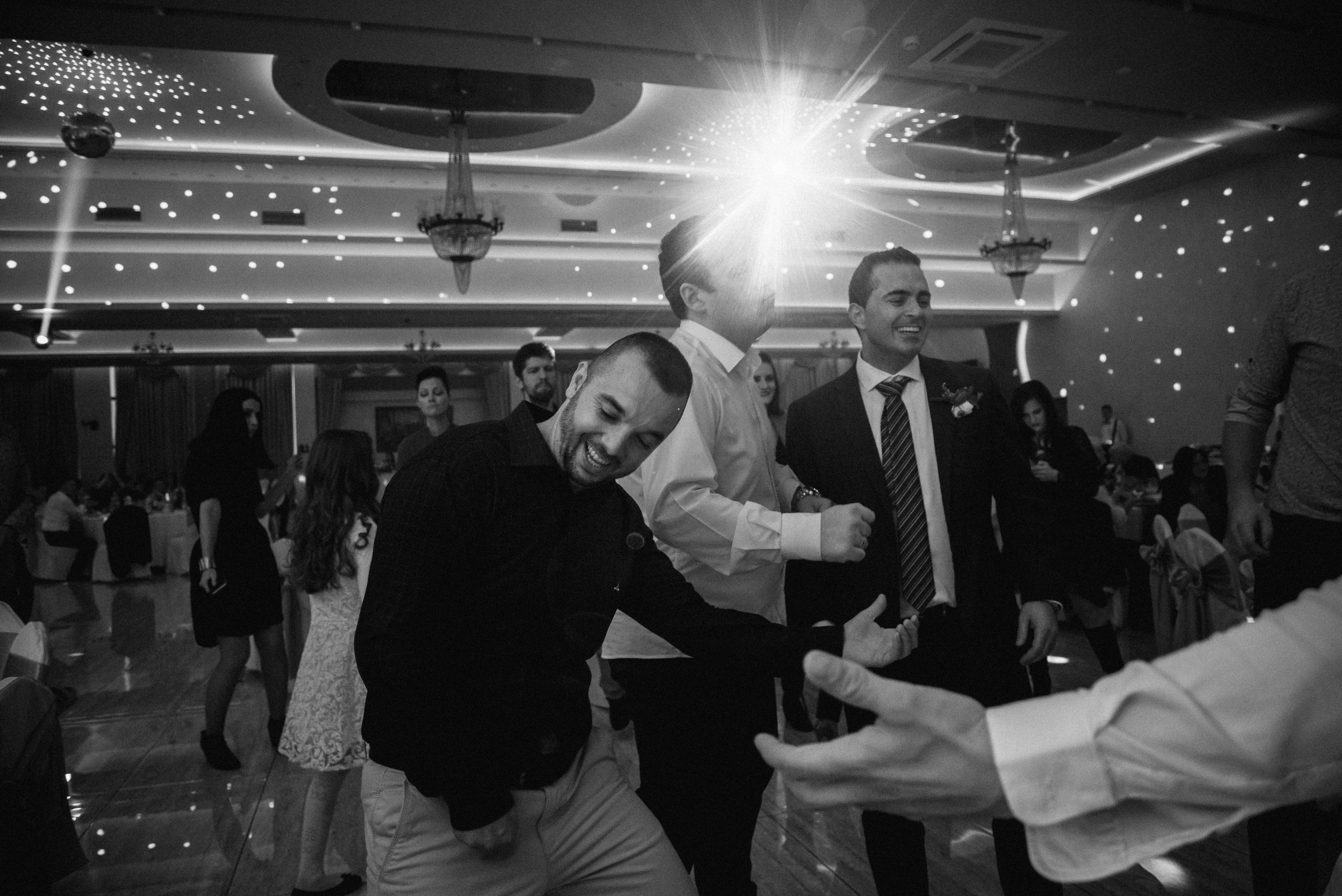 Ešli i Aleks. Wedding, family and destination photographer. Based in Serbia, available for the whole world