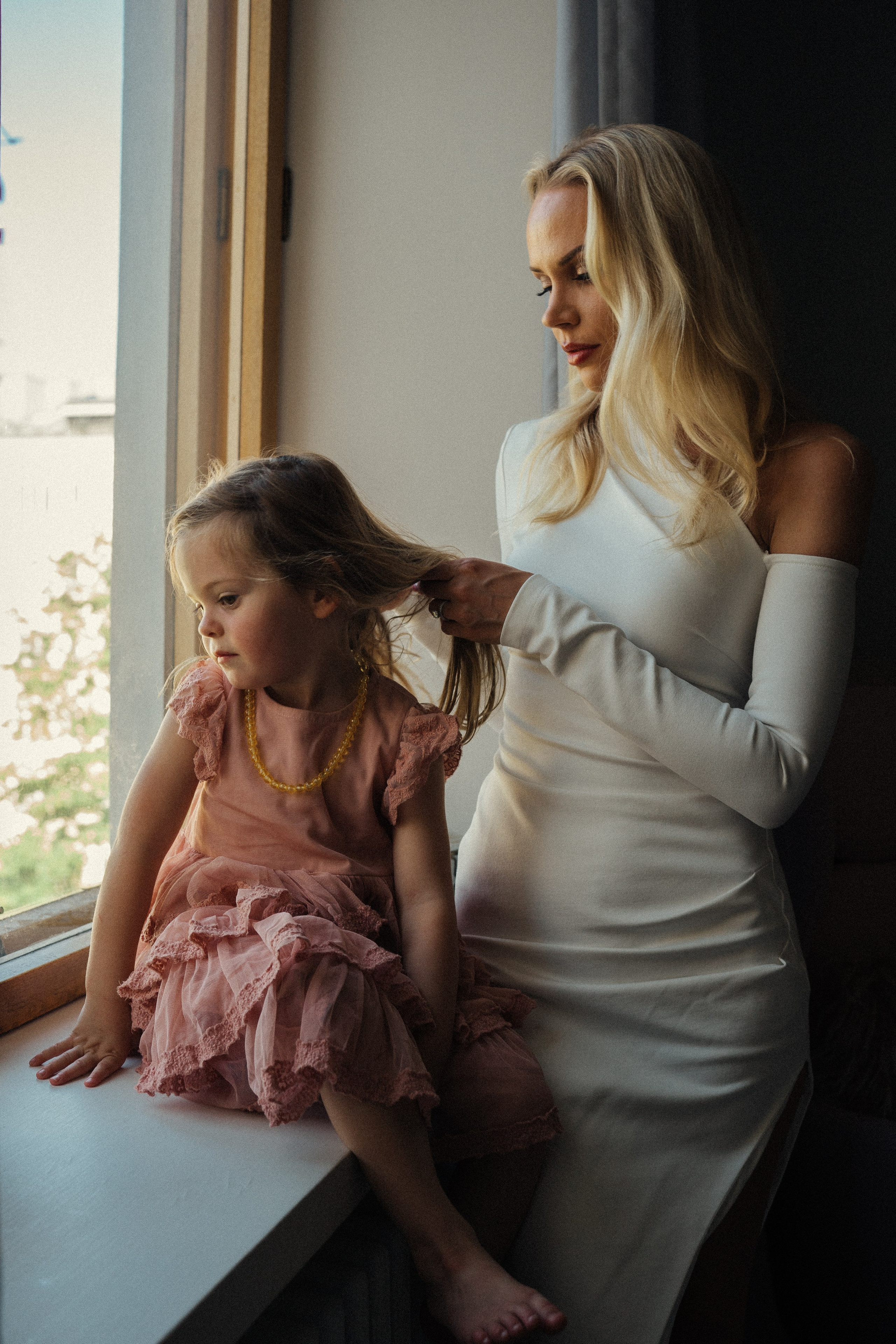 L&H. Wedding and potrait photographer in Helsinki Vickan O