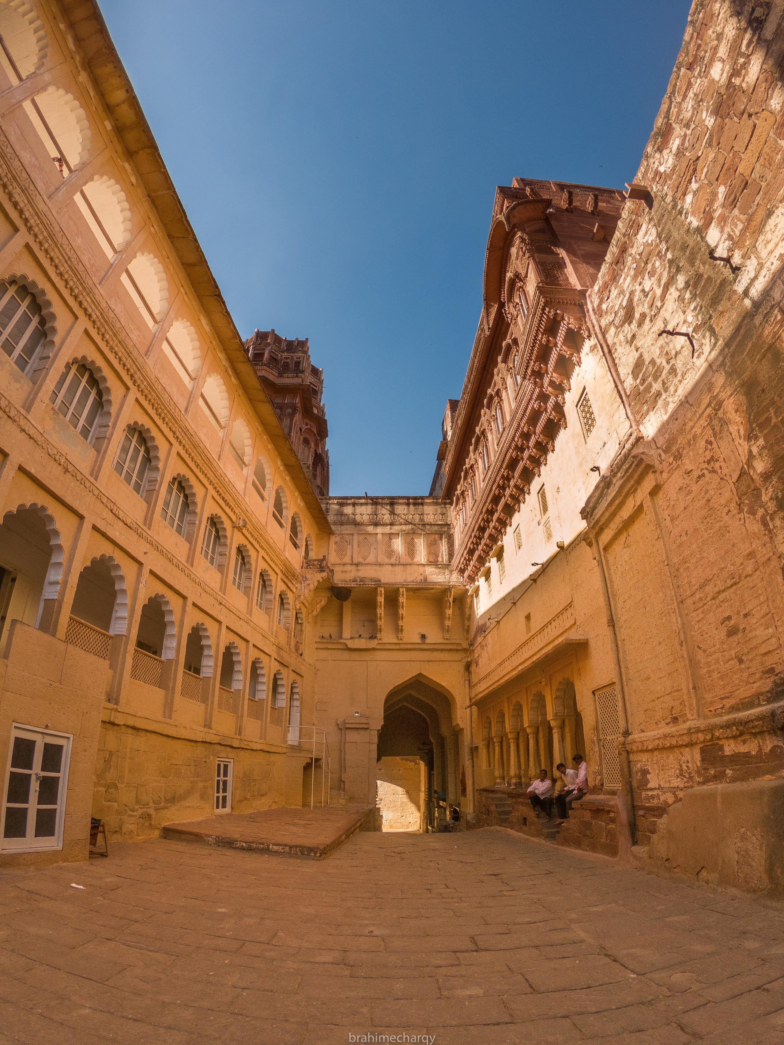 Фото. Брахим — фотограф